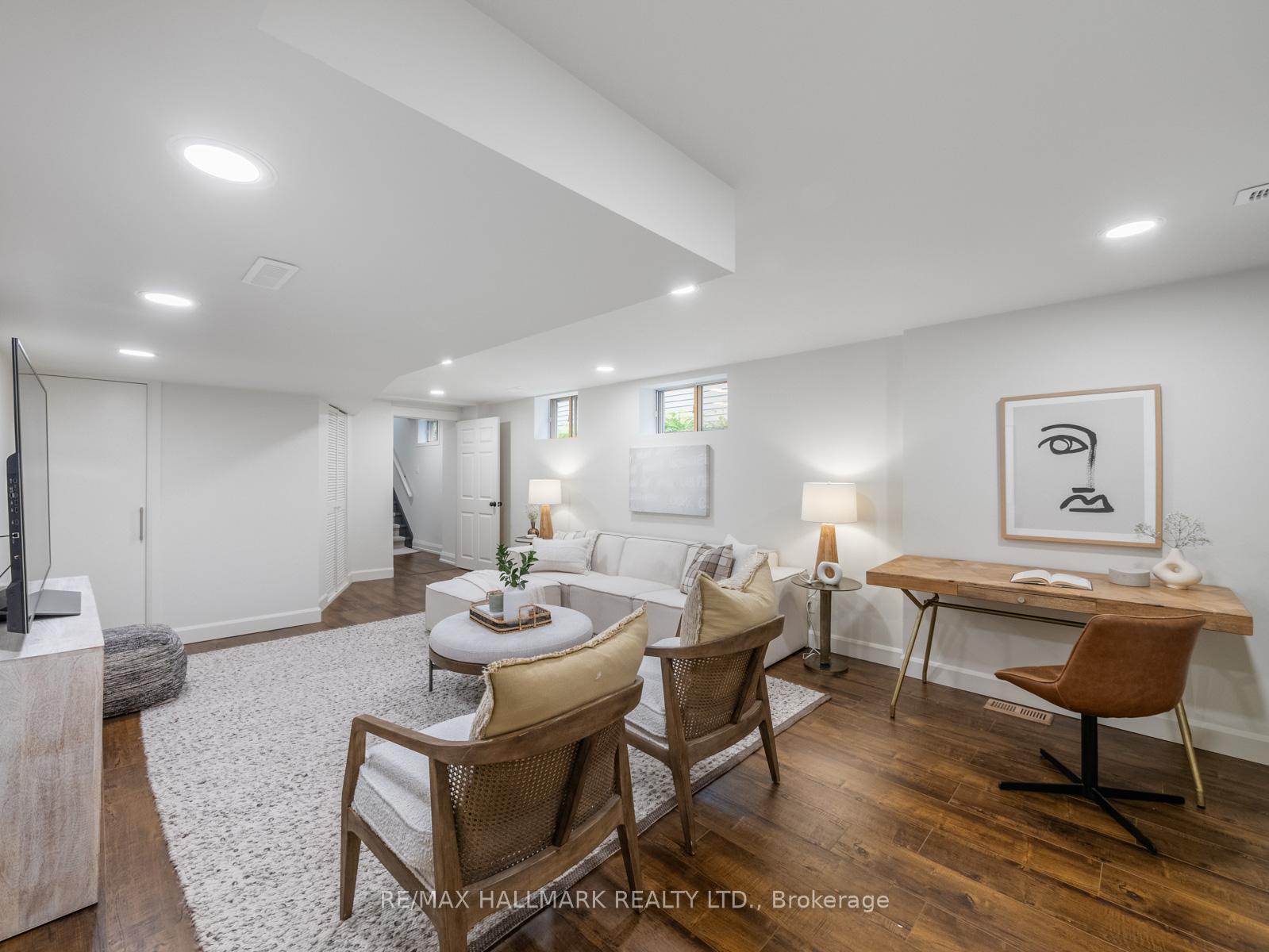 Photo 30 of 101 Chisholm Avenue, Toronto, Woodbine-Lumsden — HOMEH