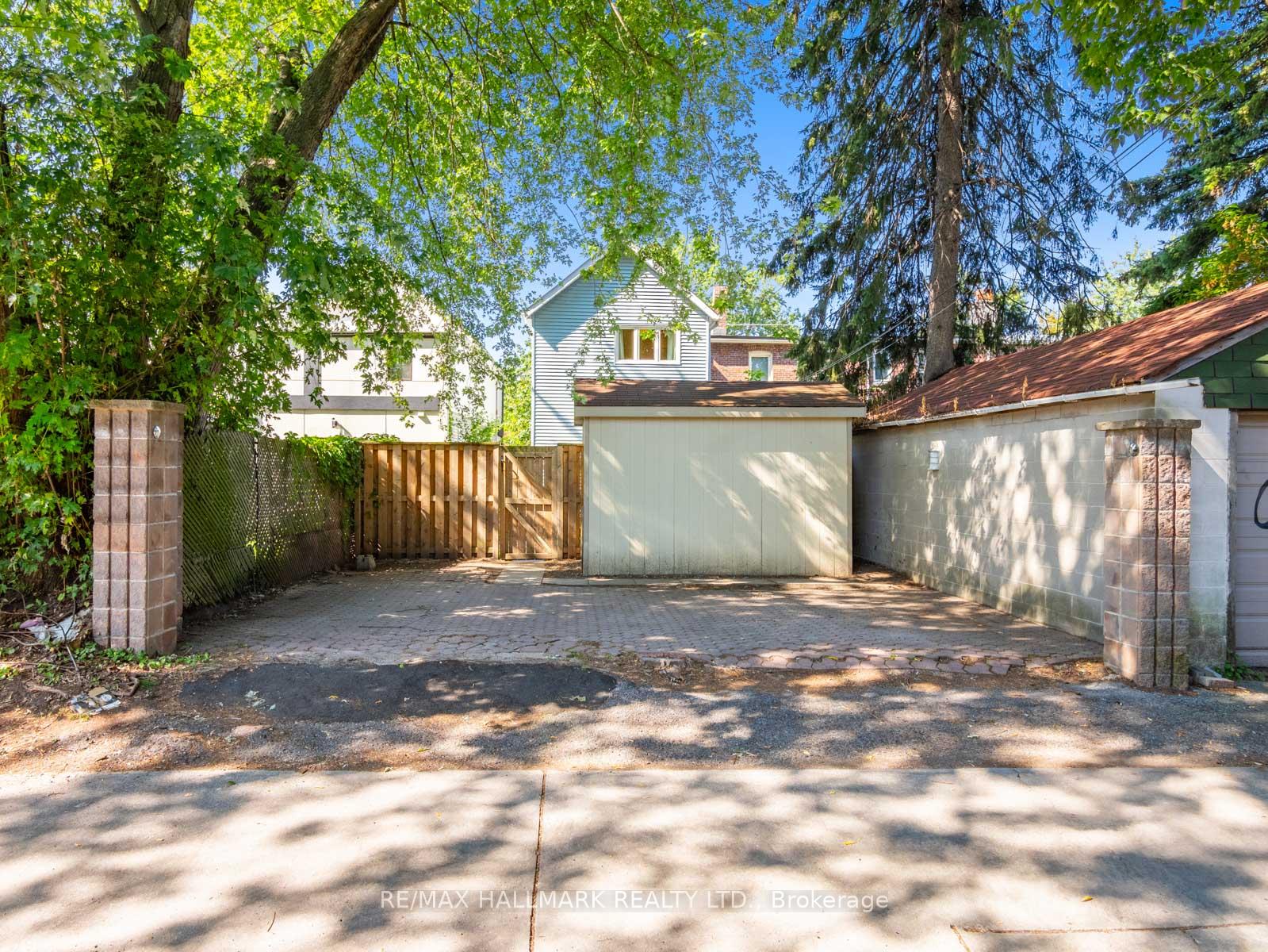 Photo 41 of 101 Chisholm Avenue, Toronto, Woodbine-Lumsden — HOMEH