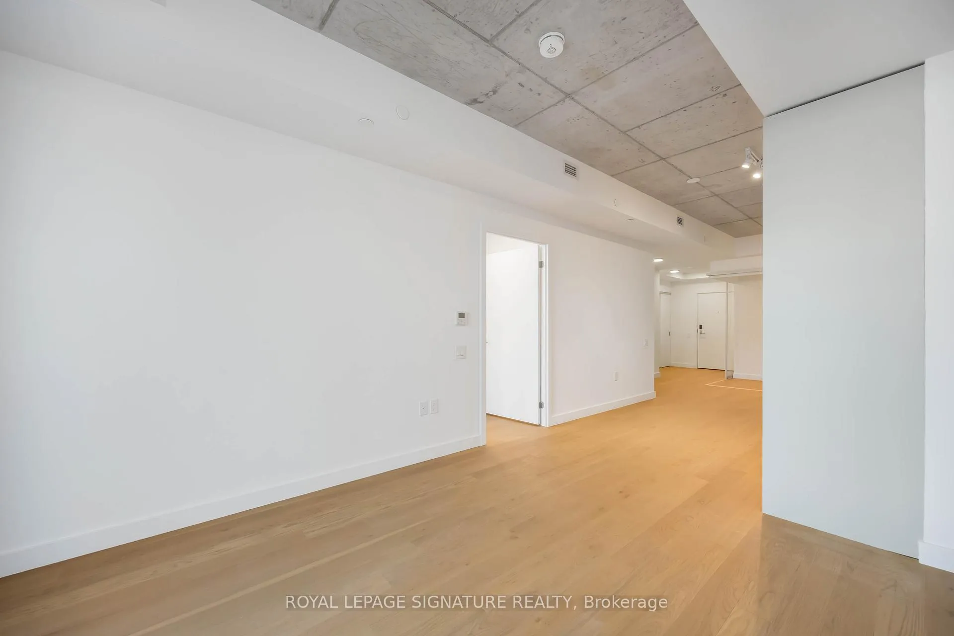 Photo 13 of Unit 420, 1720 Bayview Avenue, Toronto, Mount Pleasant East — HOMEH