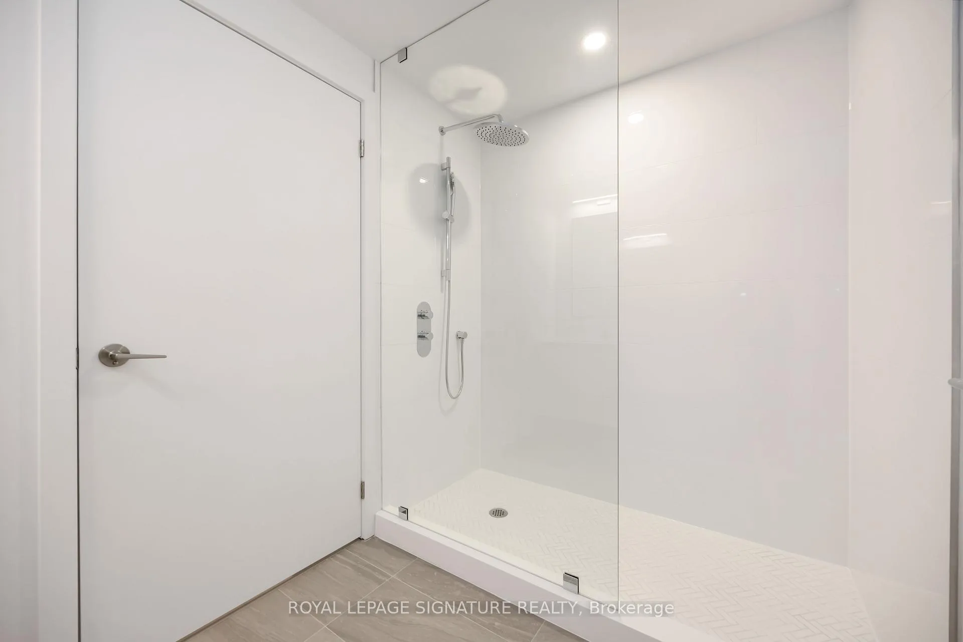 Photo 15 of Unit 420, 1720 Bayview Avenue, Toronto, Mount Pleasant East — HOMEH