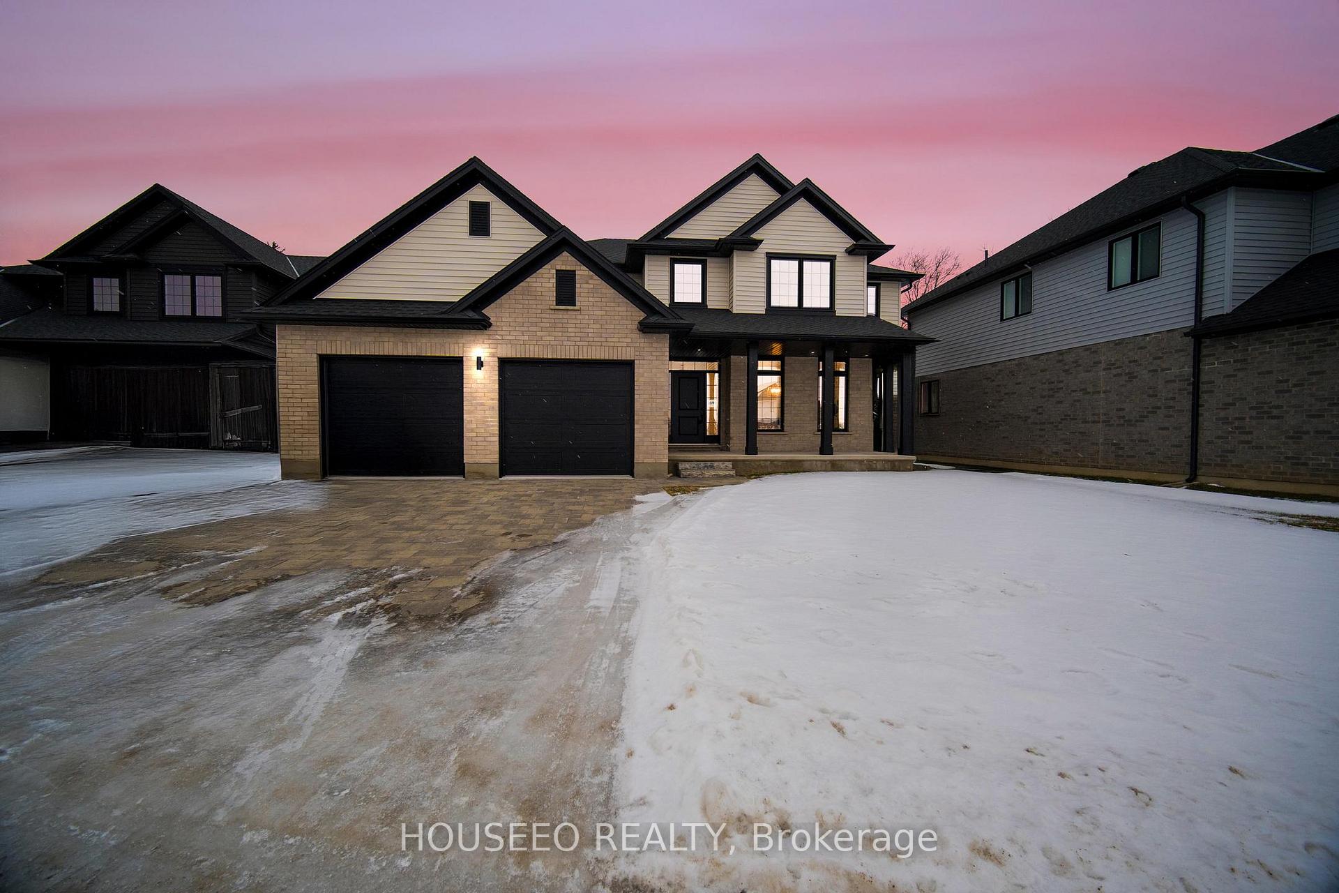 Photo 1 of 2199 Lockwood Crescent, Strathroy-Caradoc, Rural Strathroy-Caradoc — HOMEH