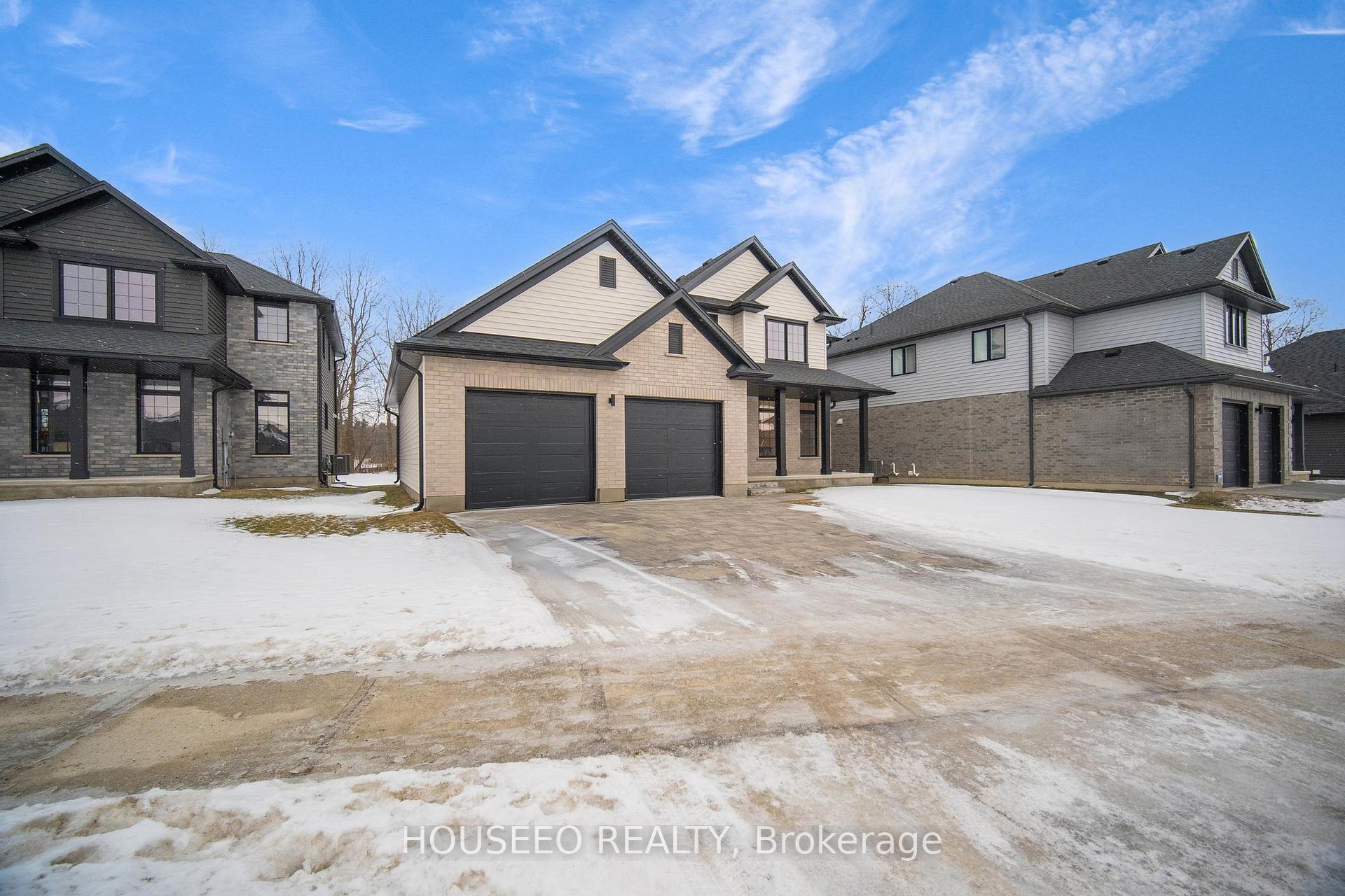 Photo 4 of 2199 Lockwood Crescent, Strathroy-Caradoc, Rural Strathroy-Caradoc — HOMEH