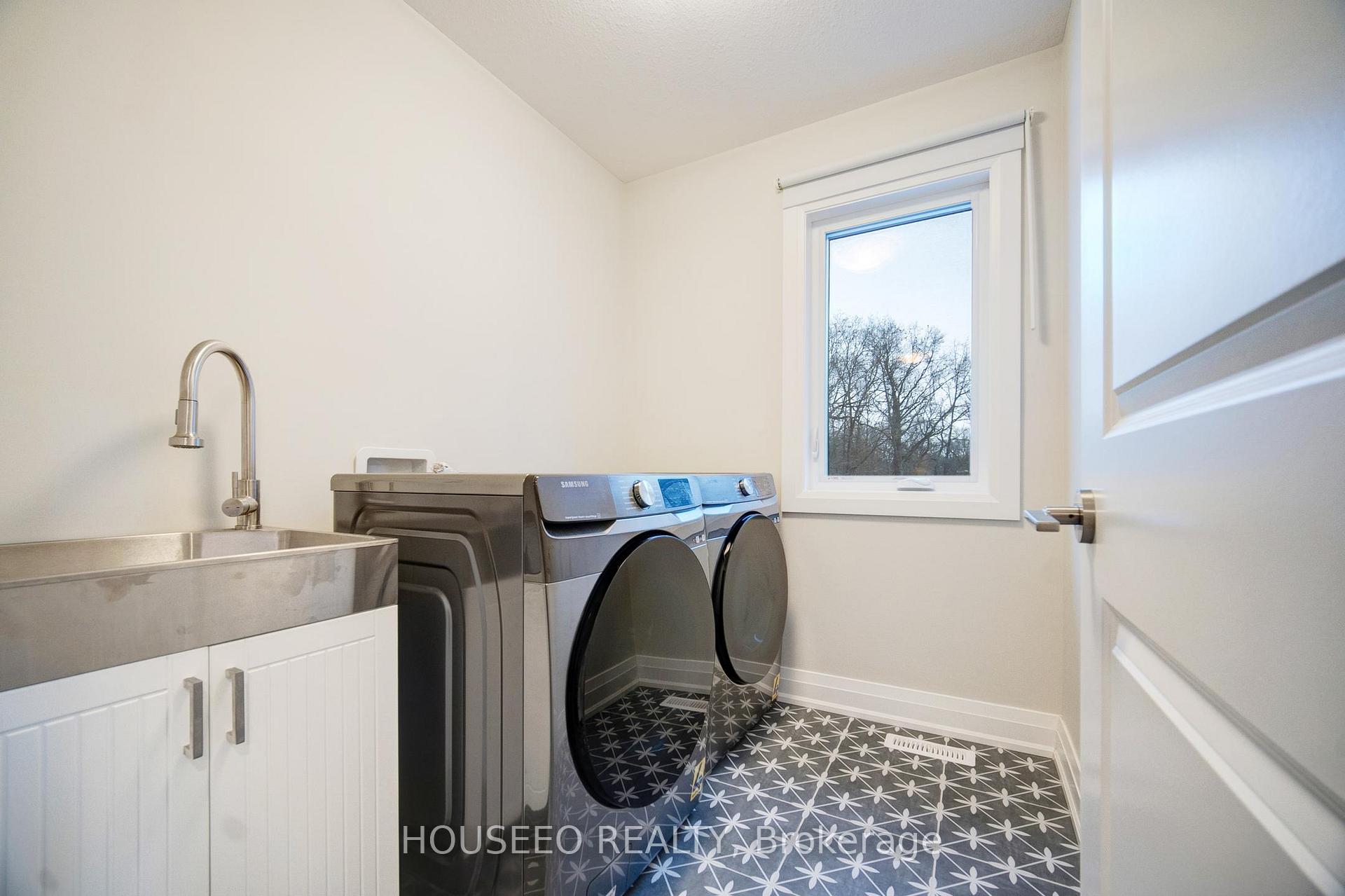 Photo 20 of 2199 Lockwood Crescent, Strathroy-Caradoc, Rural Strathroy-Caradoc — HOMEH