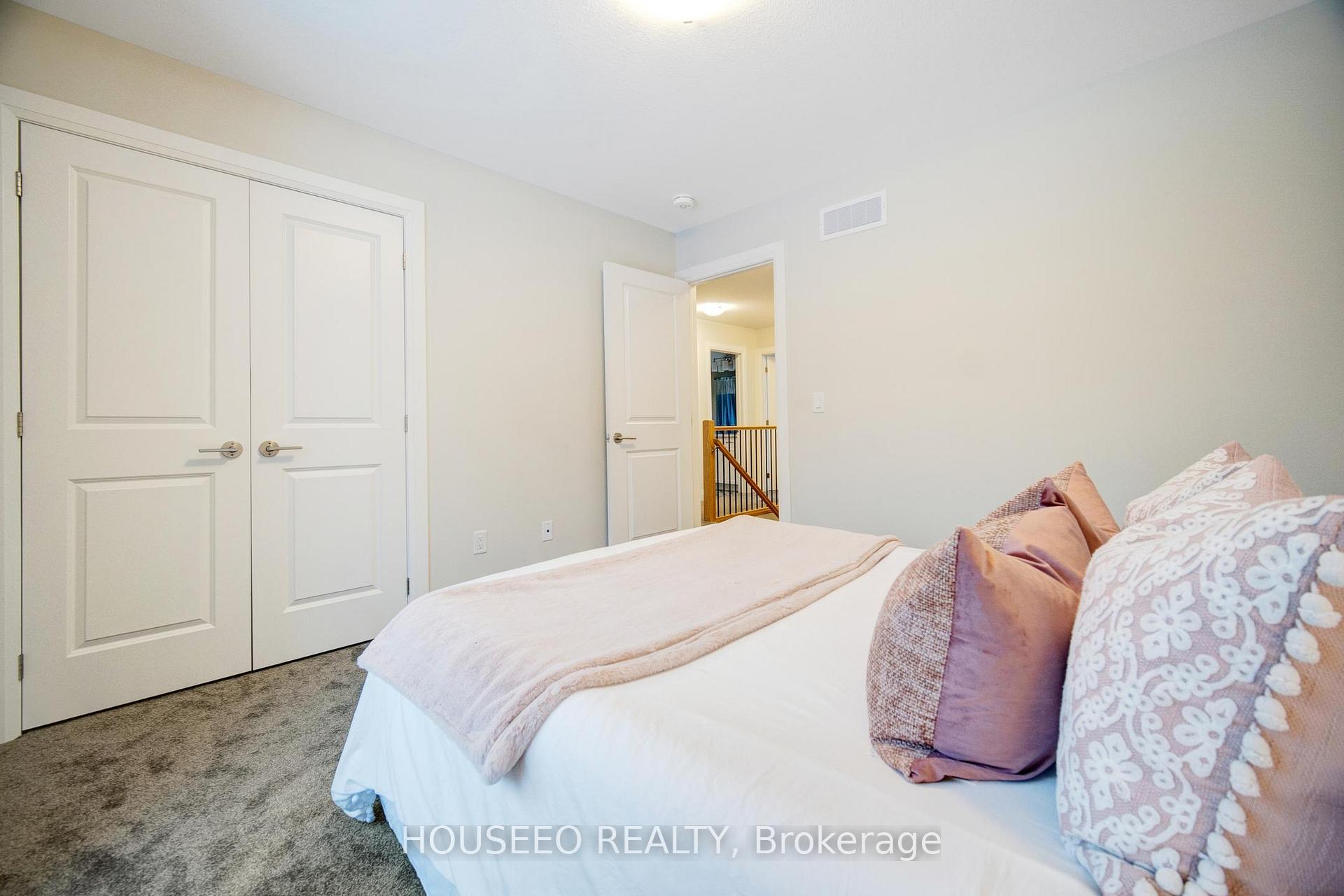 Photo 31 of 2199 Lockwood Crescent, Strathroy-Caradoc, Rural Strathroy-Caradoc — HOMEH