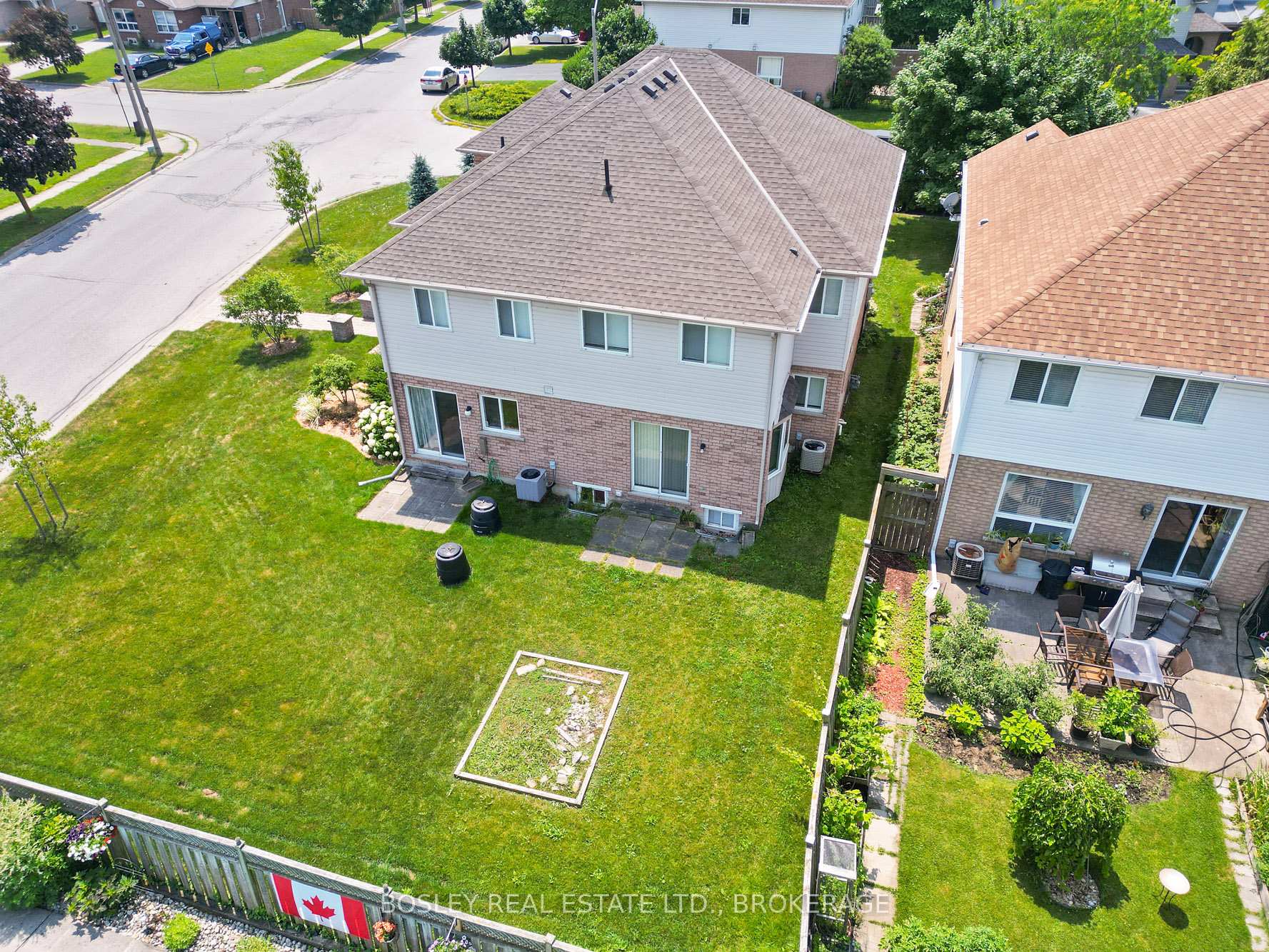 Photo 3 of 4 Gonzalez Court, Thorold, Confederation Heights — HOMEH