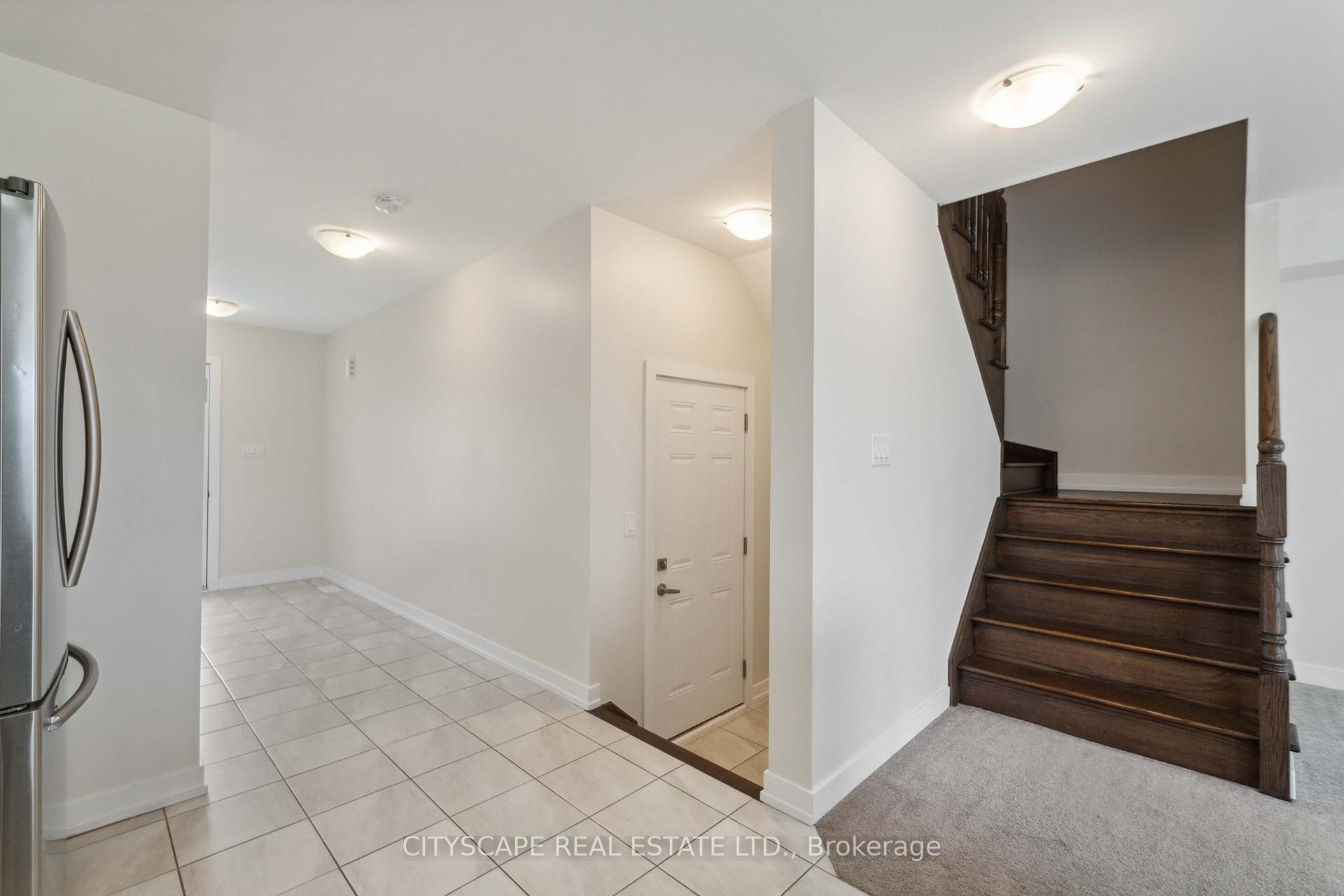 Photo 5 of 148 Esther Crescent, Thorold, Hurricane/Merrittville — HOMEH