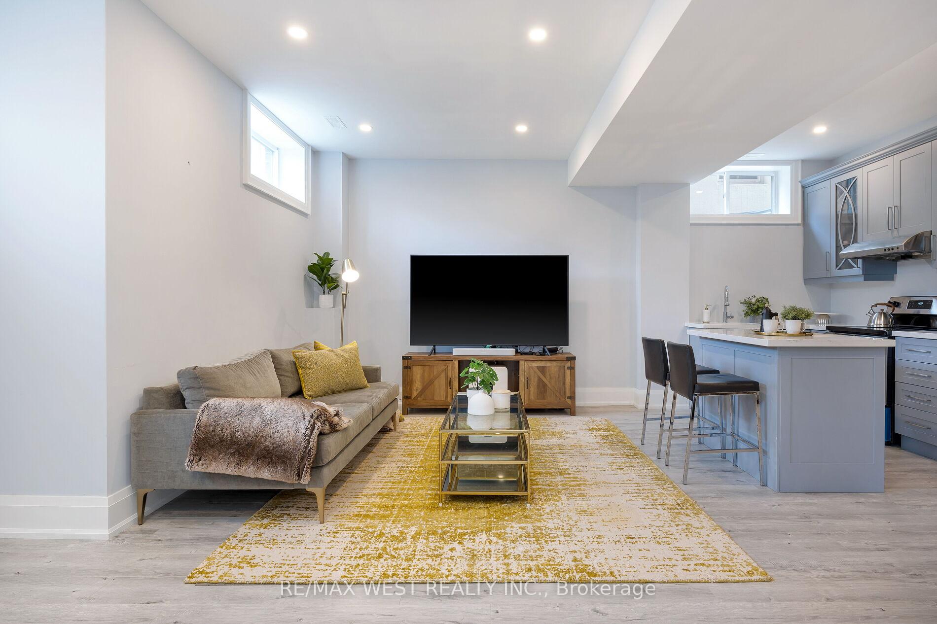 Photo 37 of 88 Yardley Avenue, Toronto, O'Connor-Parkview — HOMEH