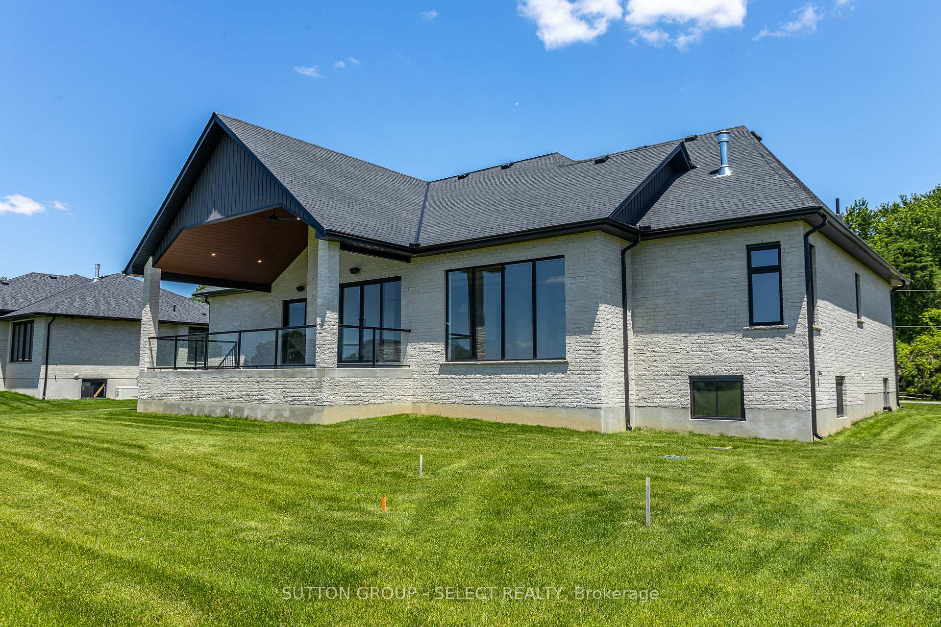 Photo 36 of 22679 Troops Road, Strathroy-Caradoc, Rural Strathroy-Caradoc — HOMEH