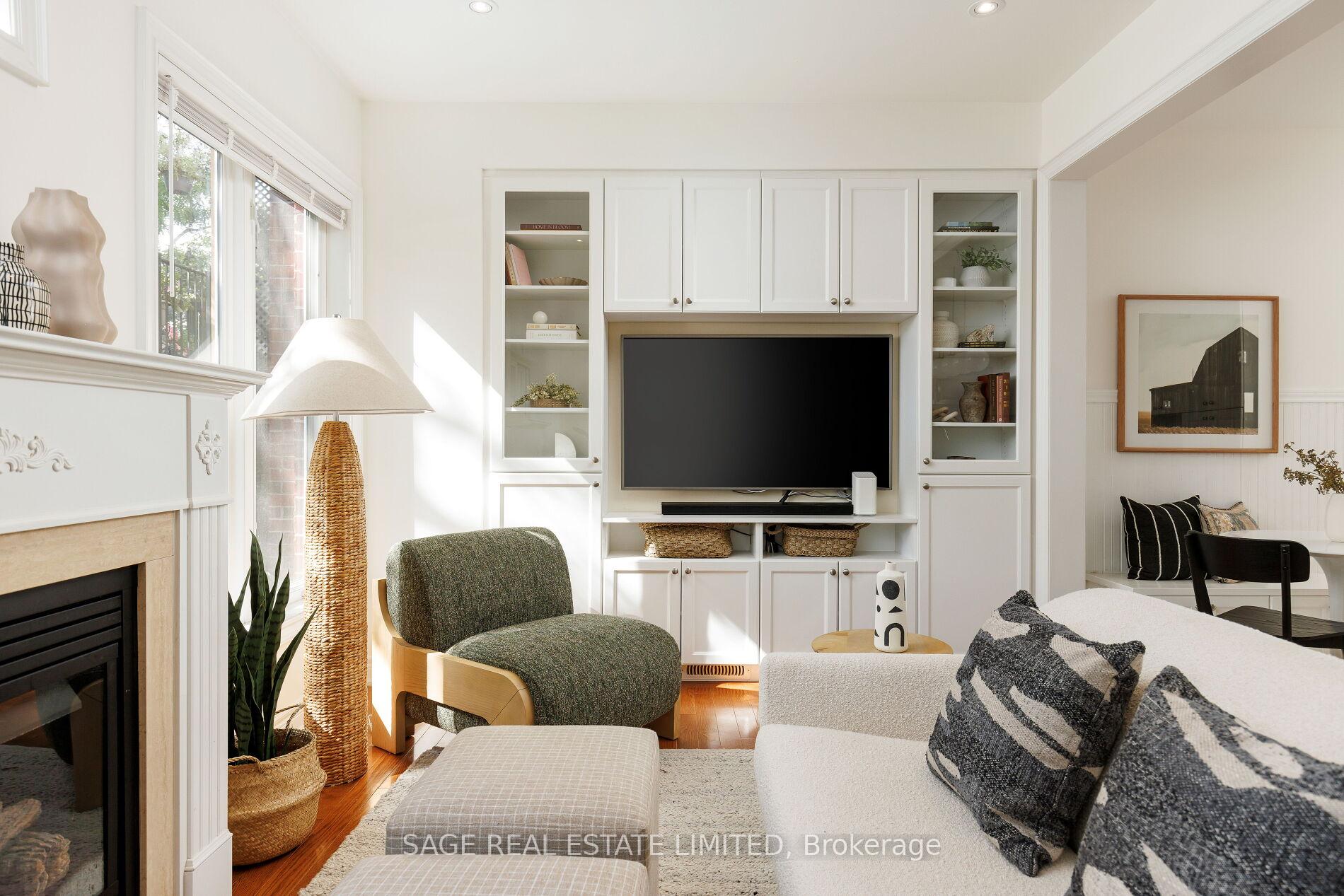Photo 8 of 53E Dentonia Park Avenue, Toronto, Crescent Town — HOMEH