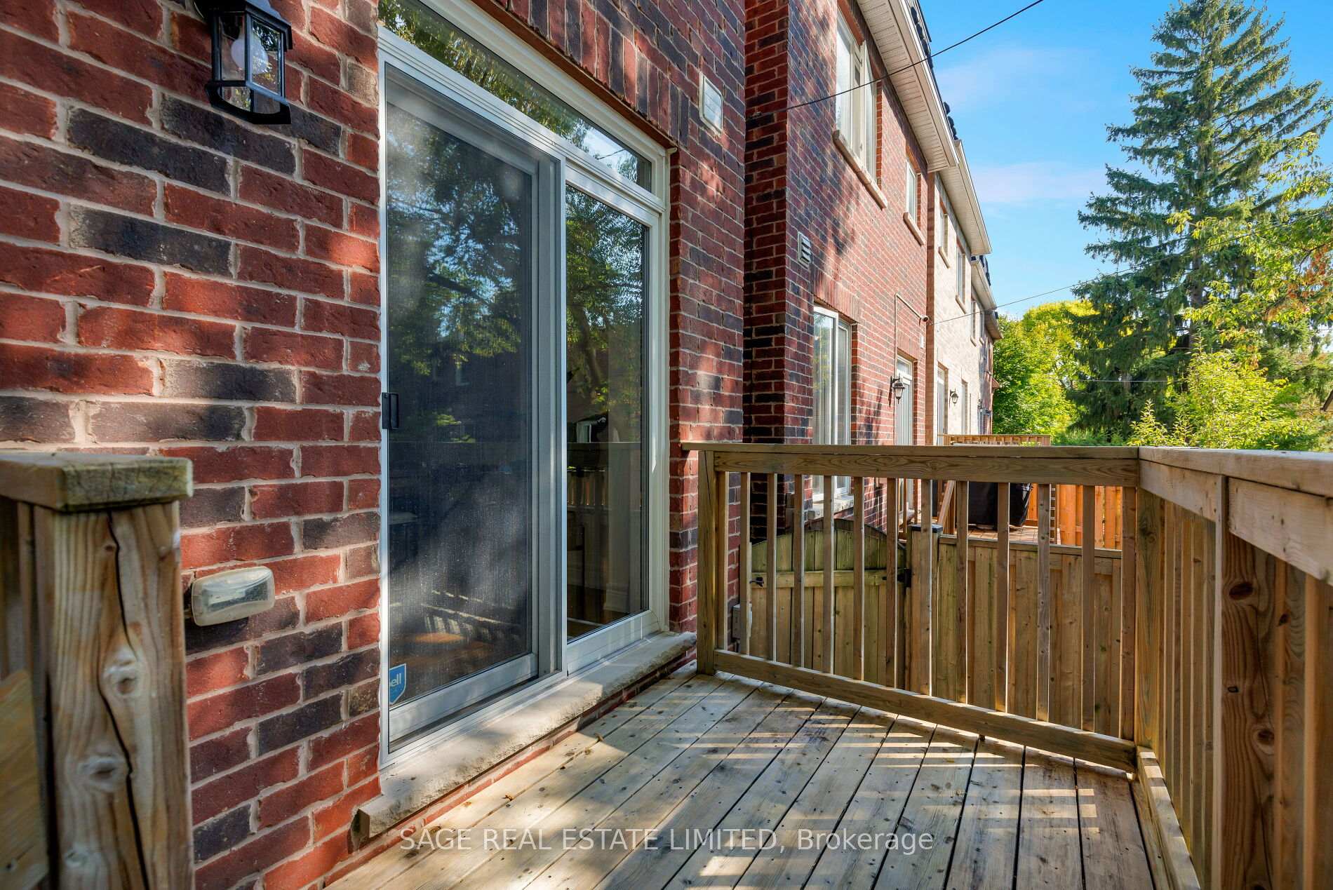 Photo 11 of 53E Dentonia Park Avenue, Toronto, Crescent Town — HOMEH