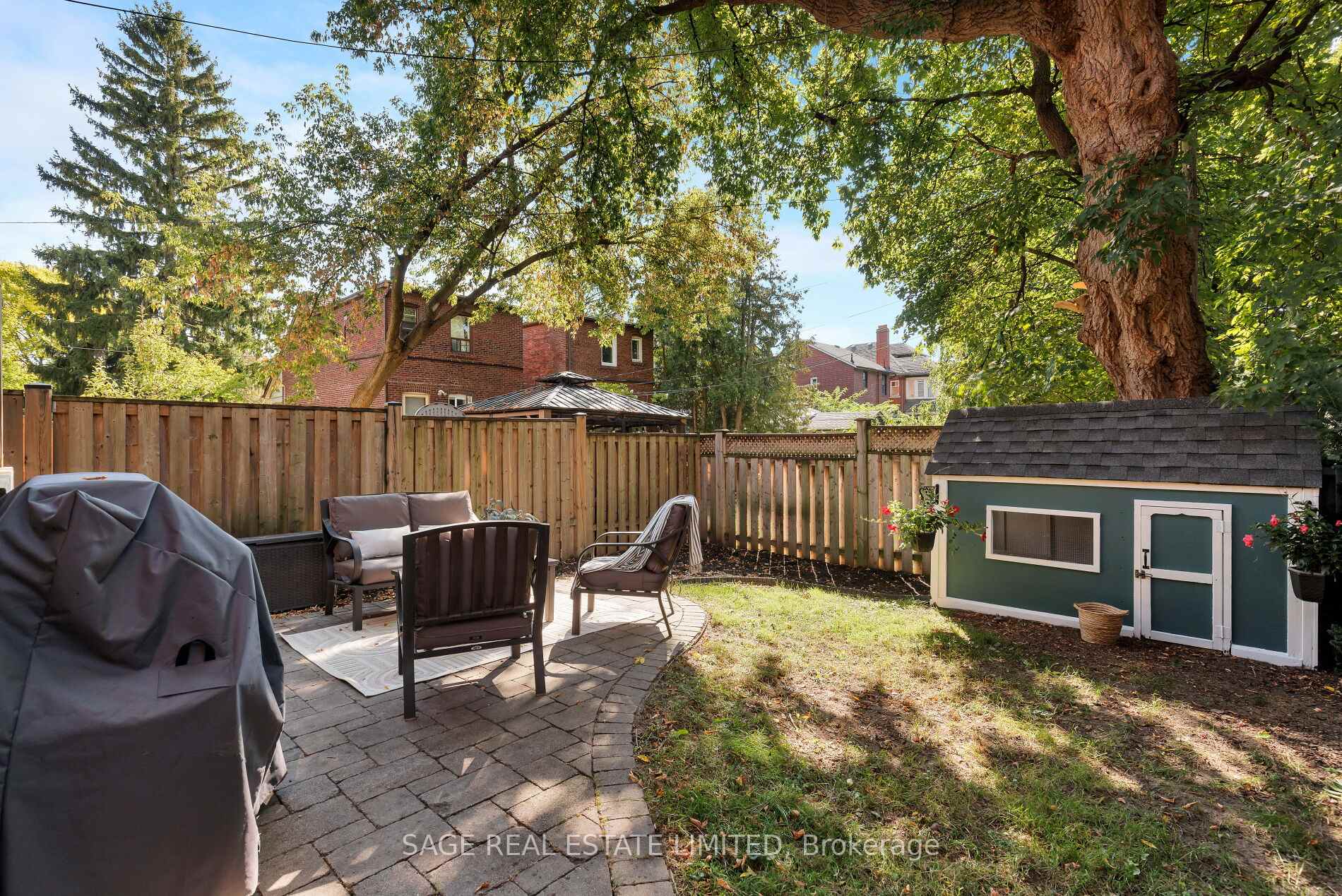 Photo 12 of 53E Dentonia Park Avenue, Toronto, Crescent Town — HOMEH