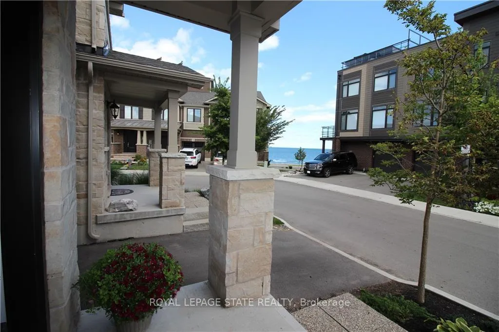 Photo 3 of 27 Waterview Lane, Grimsby, Grimsby Beach — HOMEH