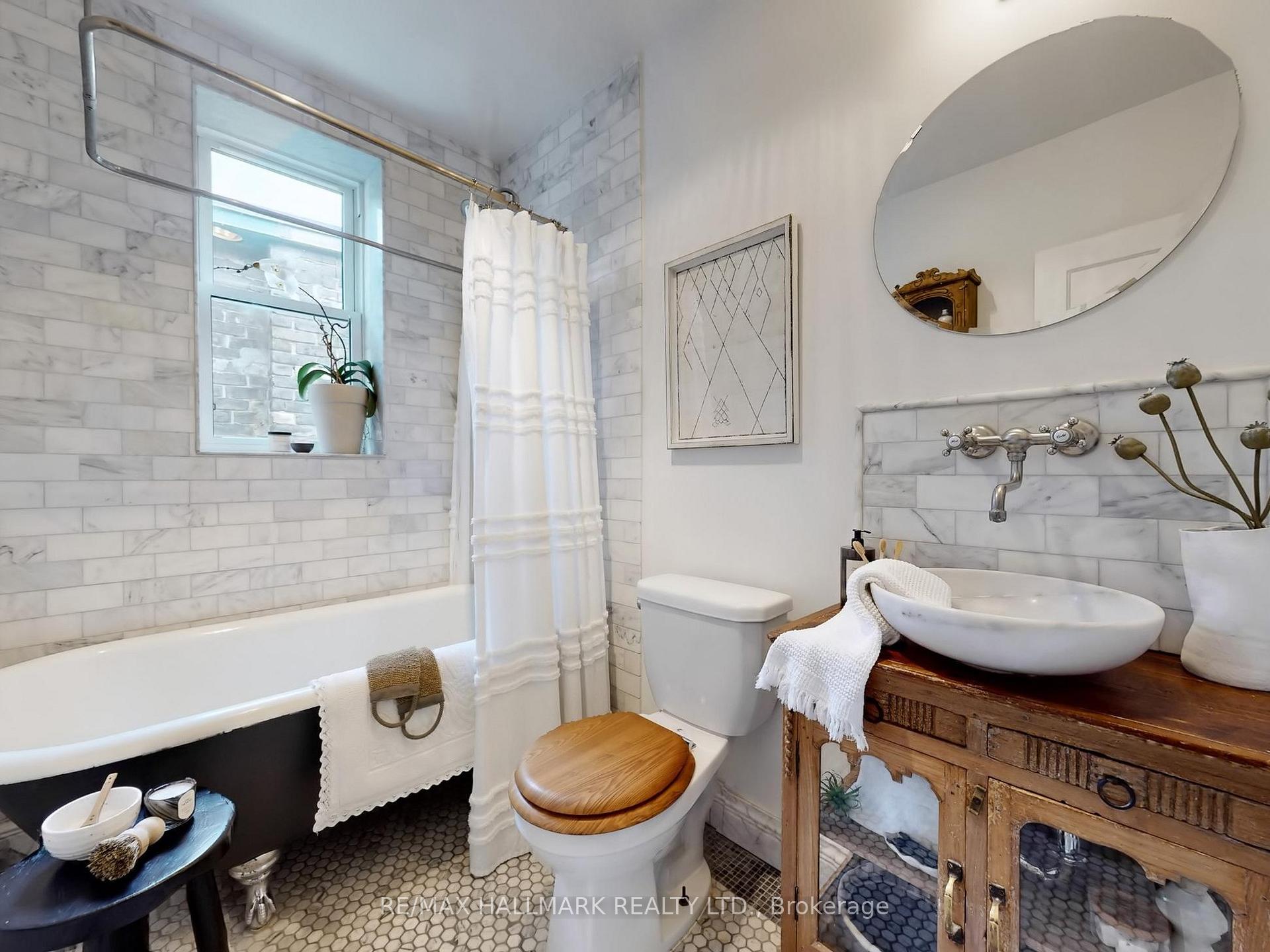 Photo 33 of 107 Coady Avenue, Toronto, South Riverdale — HOMEH