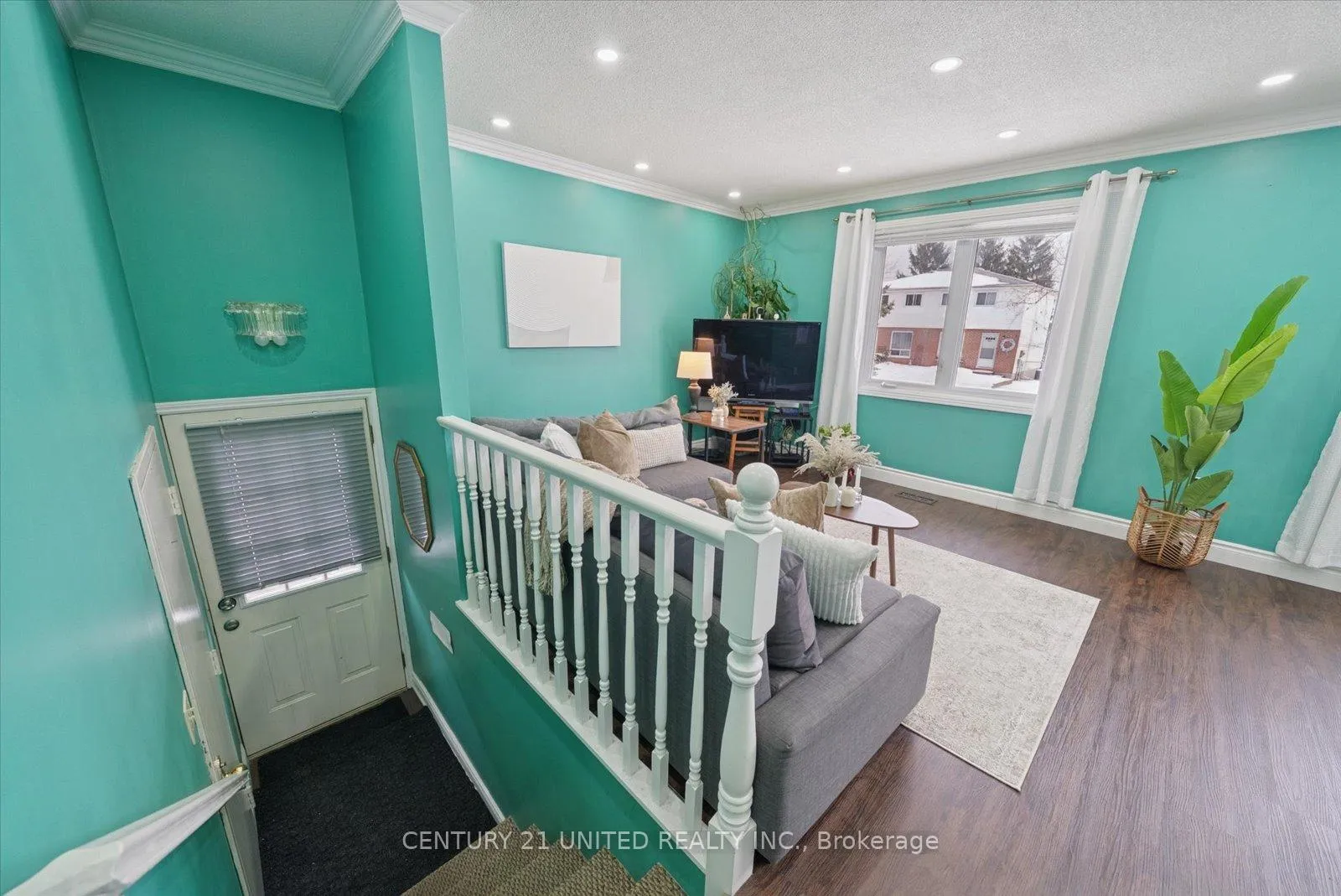 Photo 4 of 939 Dainard Drive, Peterborough, Monaghan Ward 2 — HOMEH