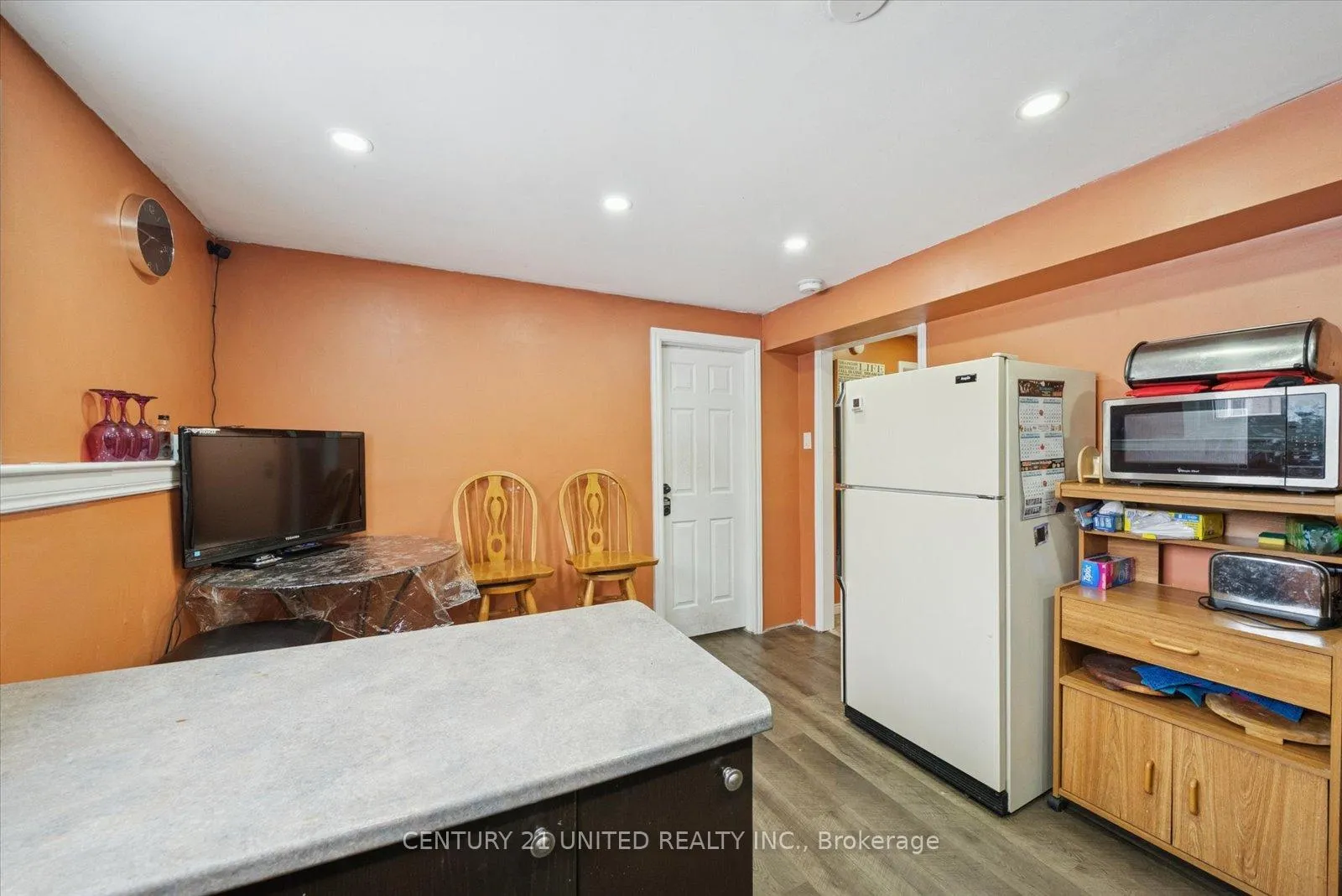 Photo 27 of 939 Dainard Drive, Peterborough, Monaghan Ward 2 — HOMEH