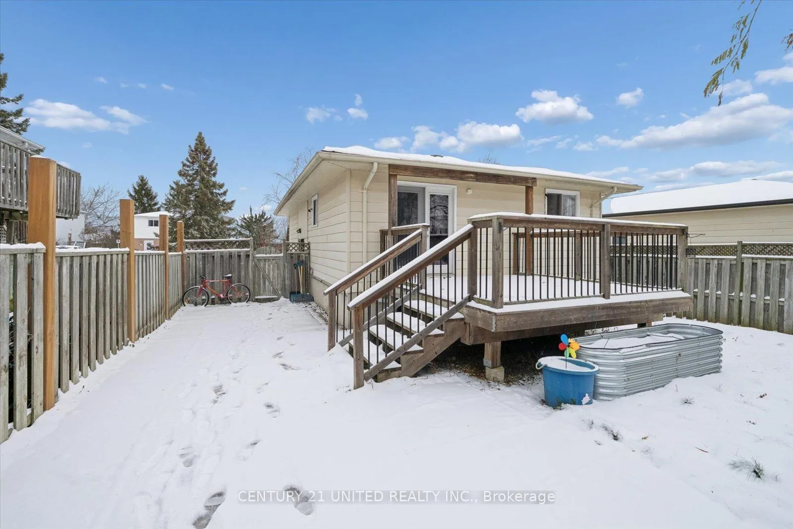 Photo 36 of 939 Dainard Drive, Peterborough, Monaghan Ward 2 — HOMEH