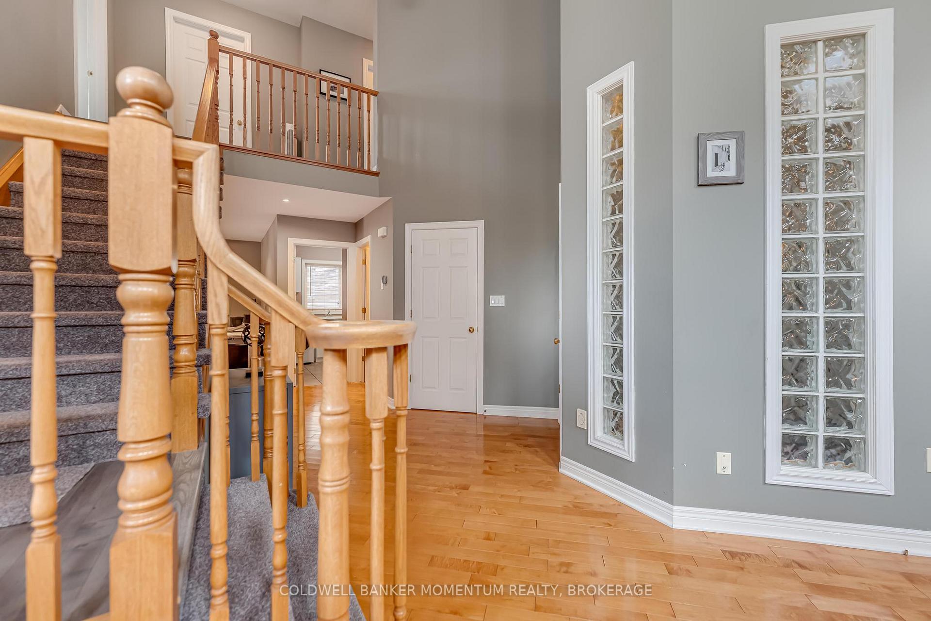 Photo 4 of 163 Crysler Crescent, Thorold, Confederation Heights — HOMEH