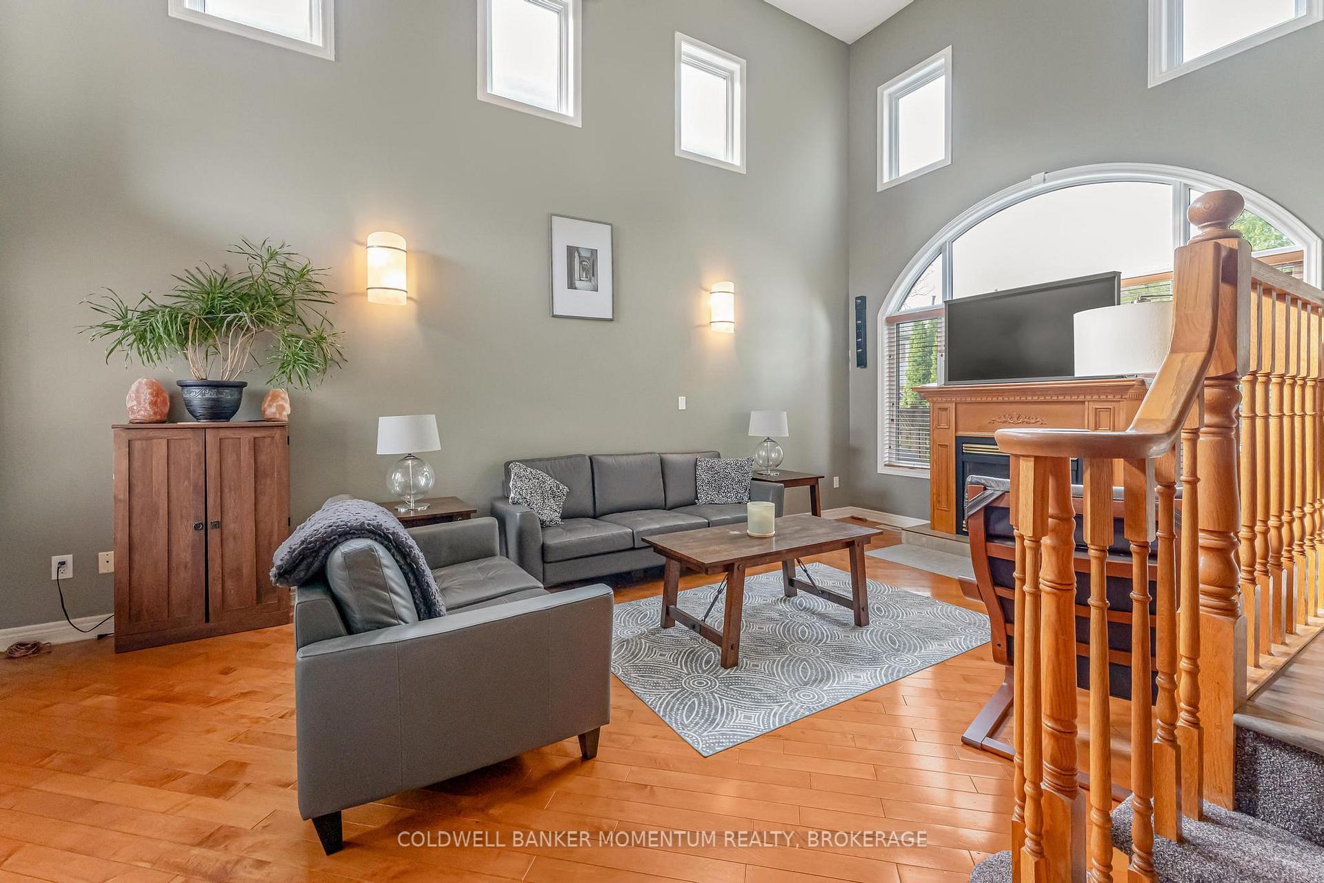 Photo 6 of 163 Crysler Crescent, Thorold, Confederation Heights — HOMEH