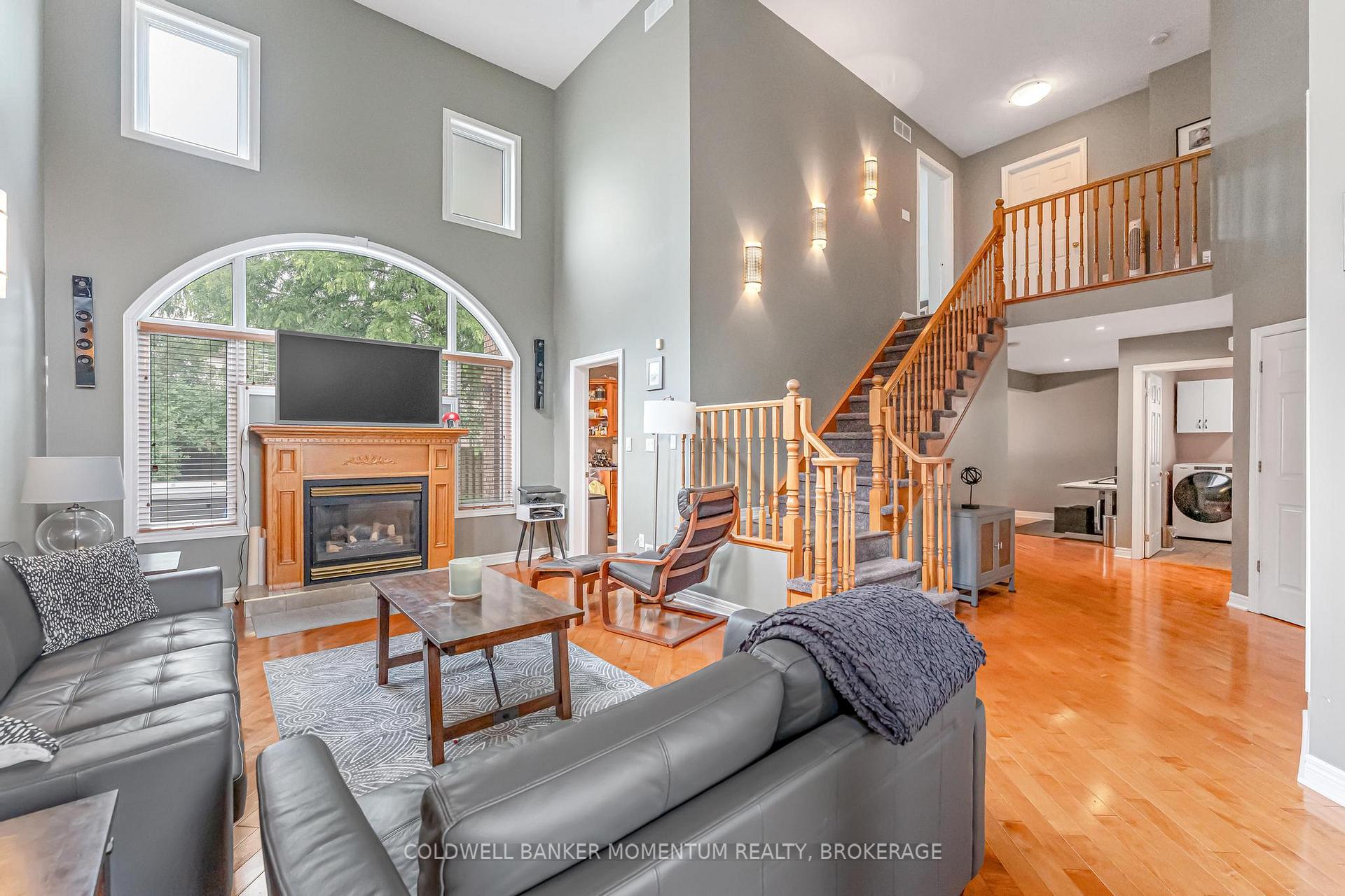 Photo 7 of 163 Crysler Crescent, Thorold, Confederation Heights — HOMEH