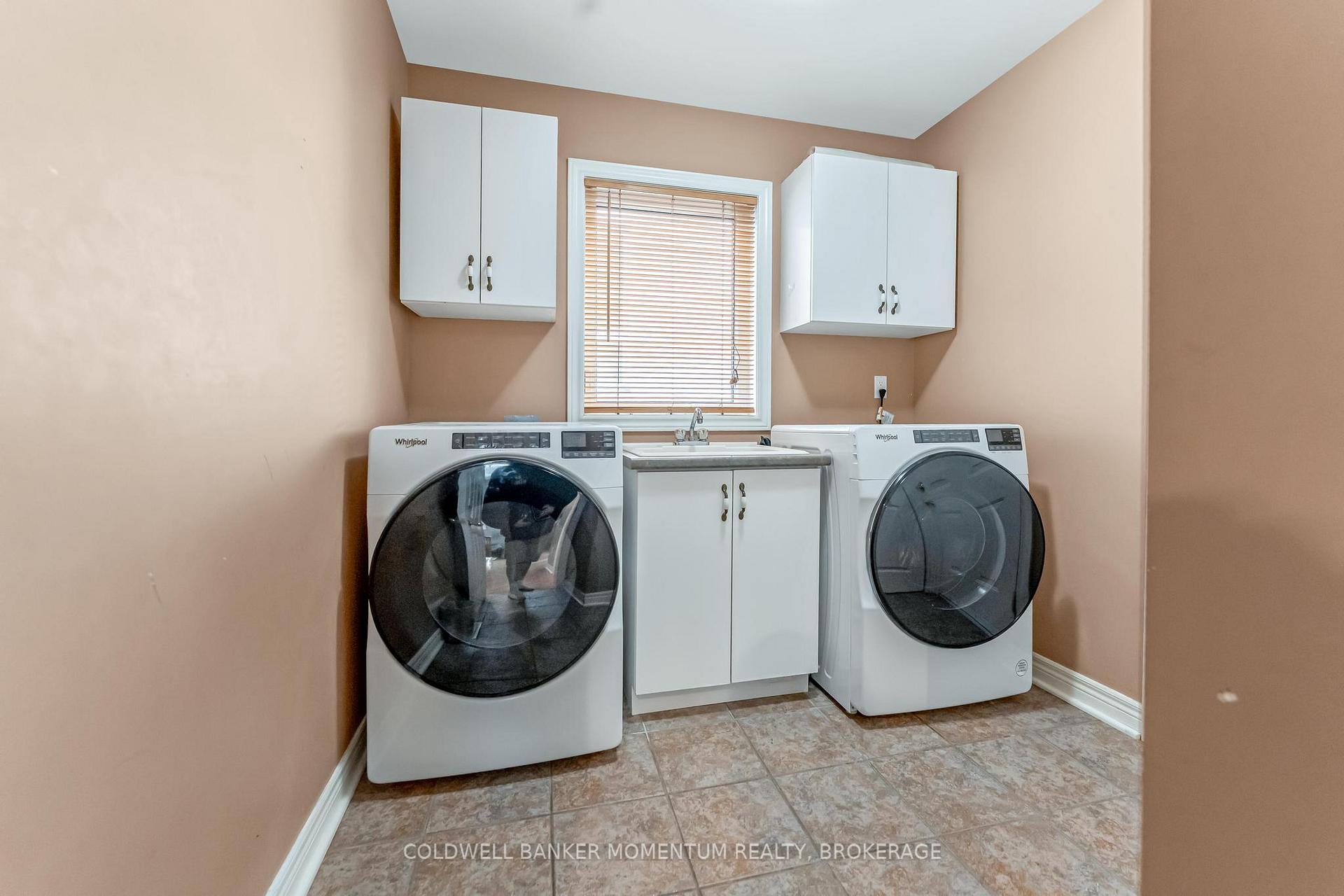 Photo 15 of 163 Crysler Crescent, Thorold, Confederation Heights — HOMEH