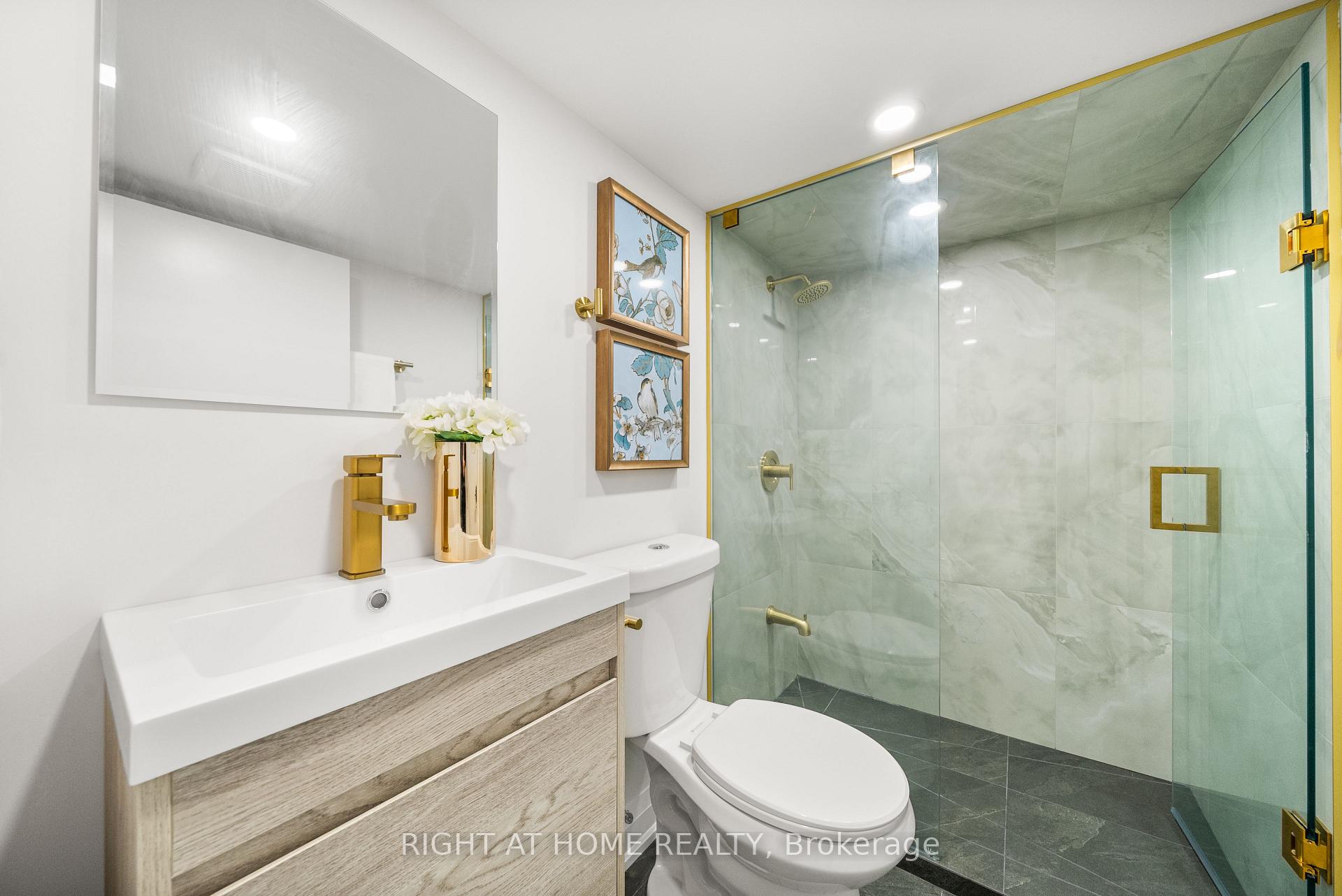 Photo 20 of 441 Winona Drive, Toronto, Oakwood Village — HOMEH