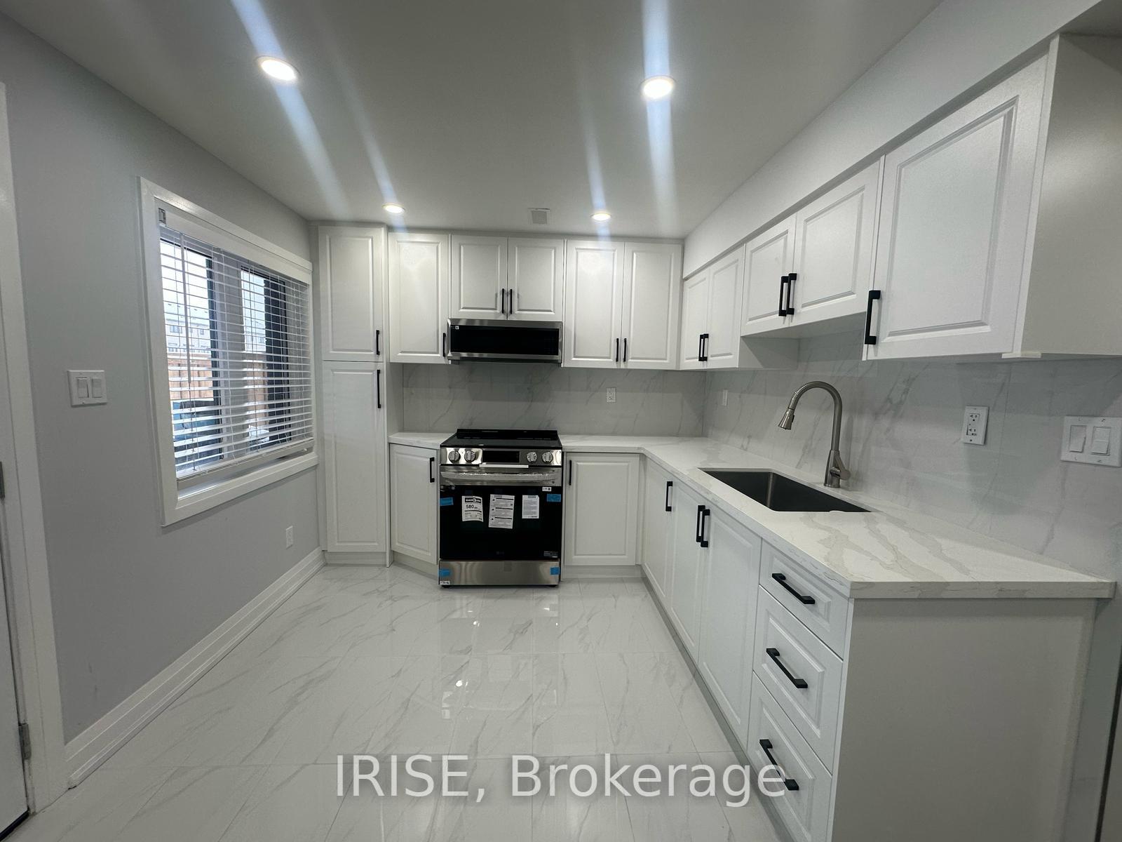 Photo 3 of 40 Explorer Way, Thorold, Rolling Meadows — HOMEH