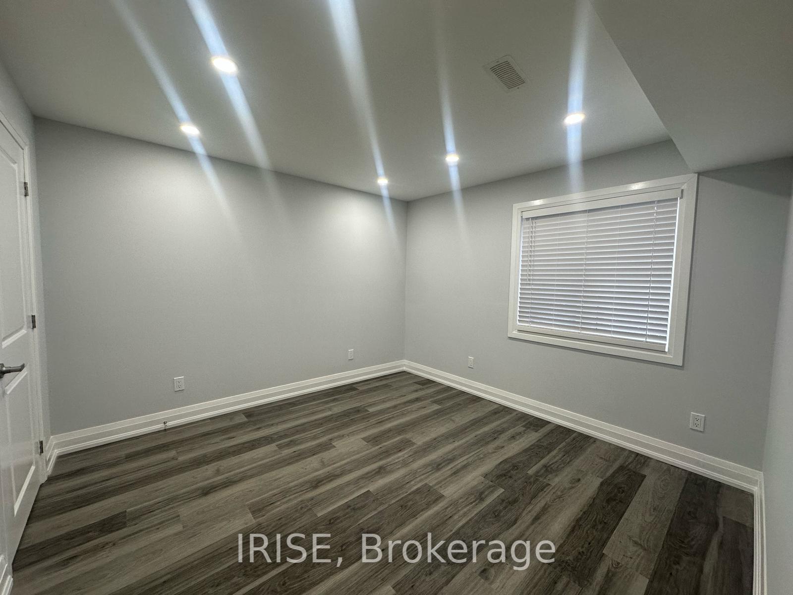 Photo 5 of 40 Explorer Way, Thorold, Rolling Meadows — HOMEH