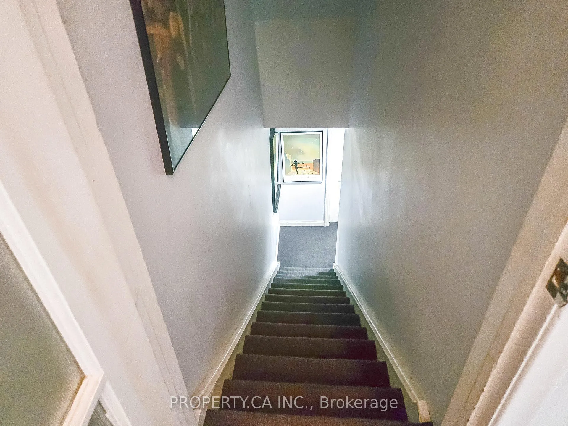 Photo 5 of 16 Monteith Street, Toronto, Church-Yonge Corridor — HOMEH