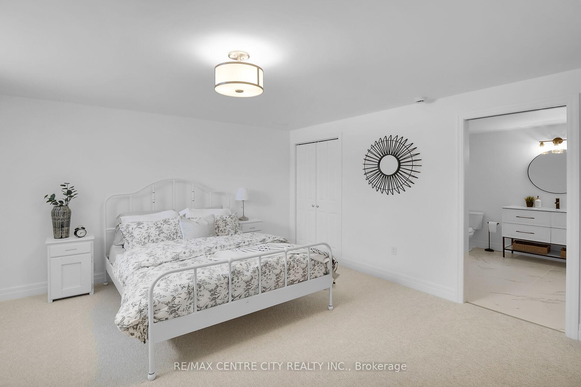 Photo 30 of 2068 Lockwood Crescent, Strathroy-Caradoc, Rural Strathroy-Caradoc — HOMEH