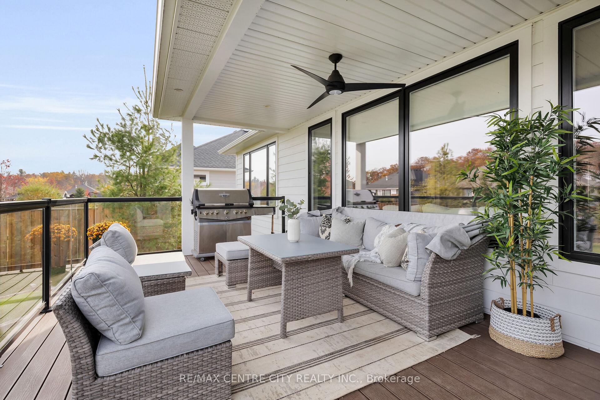 Photo 34 of 2068 Lockwood Crescent, Strathroy-Caradoc, Rural Strathroy-Caradoc — HOMEH