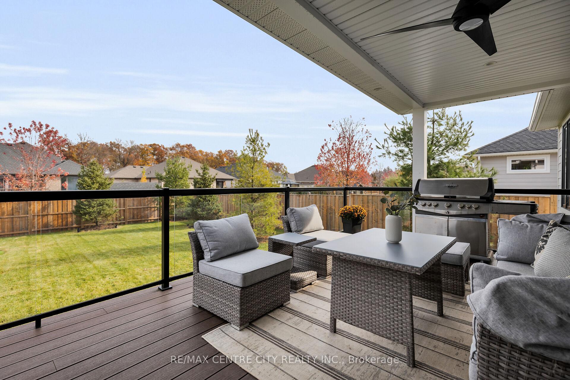Photo 36 of 2068 Lockwood Crescent, Strathroy-Caradoc, Rural Strathroy-Caradoc — HOMEH