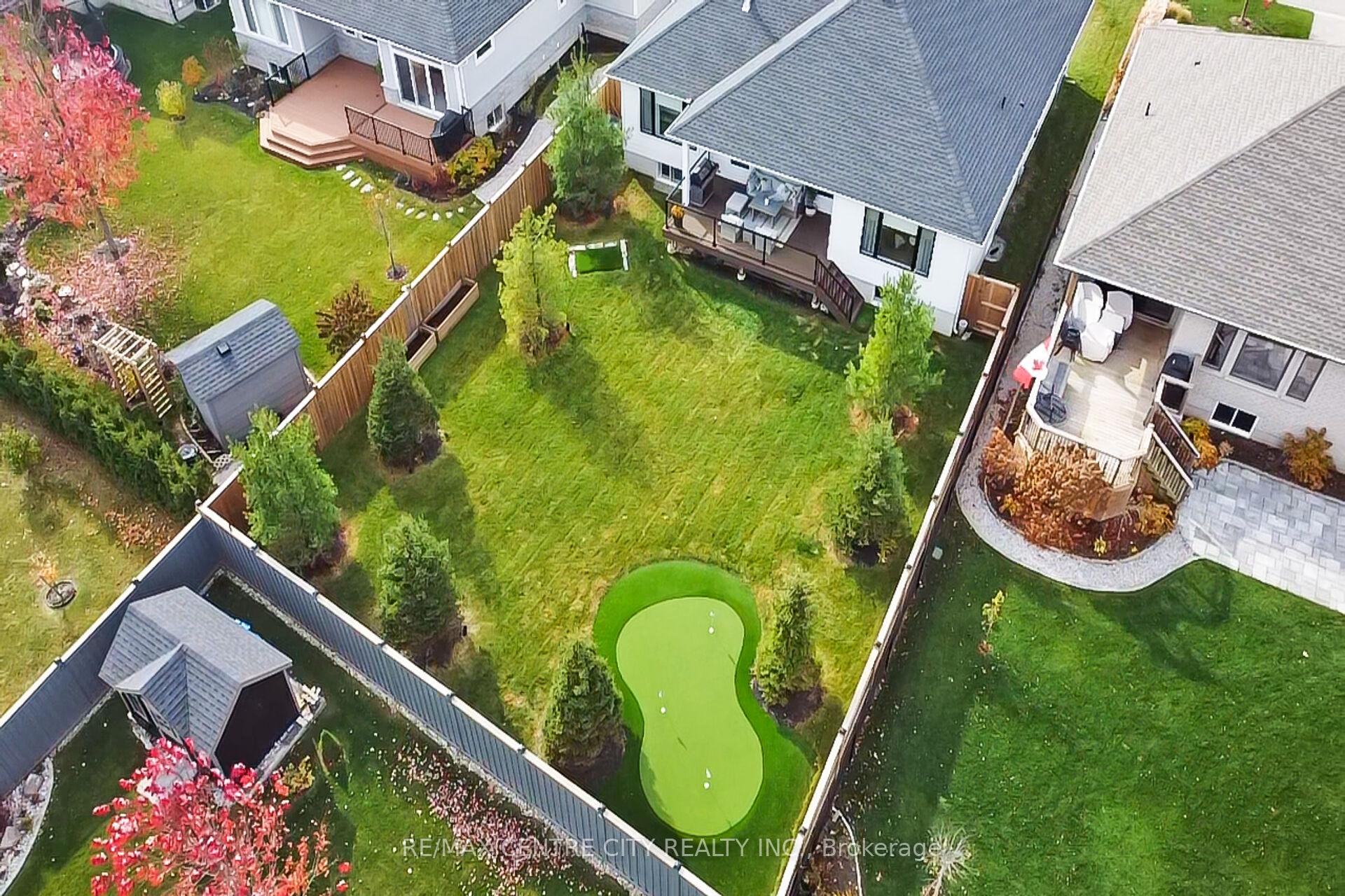 Photo 39 of 2068 Lockwood Crescent, Strathroy-Caradoc, Rural Strathroy-Caradoc — HOMEH