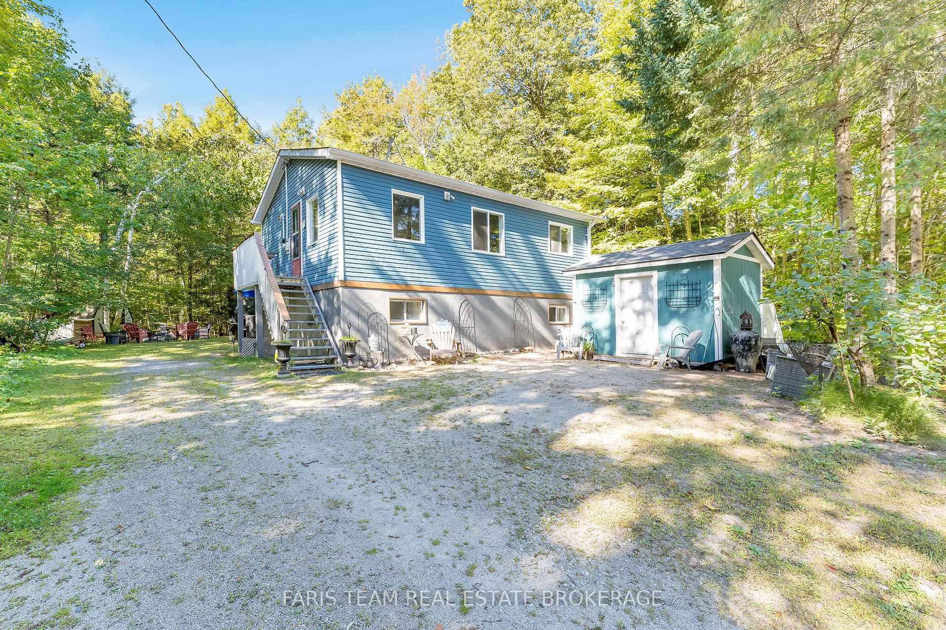 Photo 1 of 43 Manitou Crescent, Tiny, Rural Tiny — HOMEH