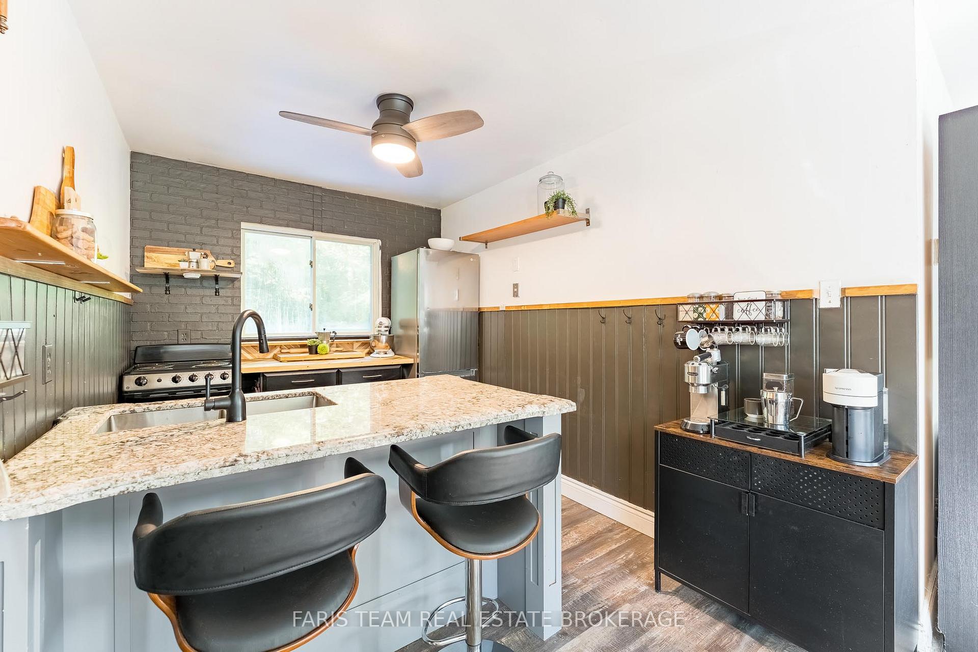 Photo 8 of 43 Manitou Crescent, Tiny, Rural Tiny — HOMEH