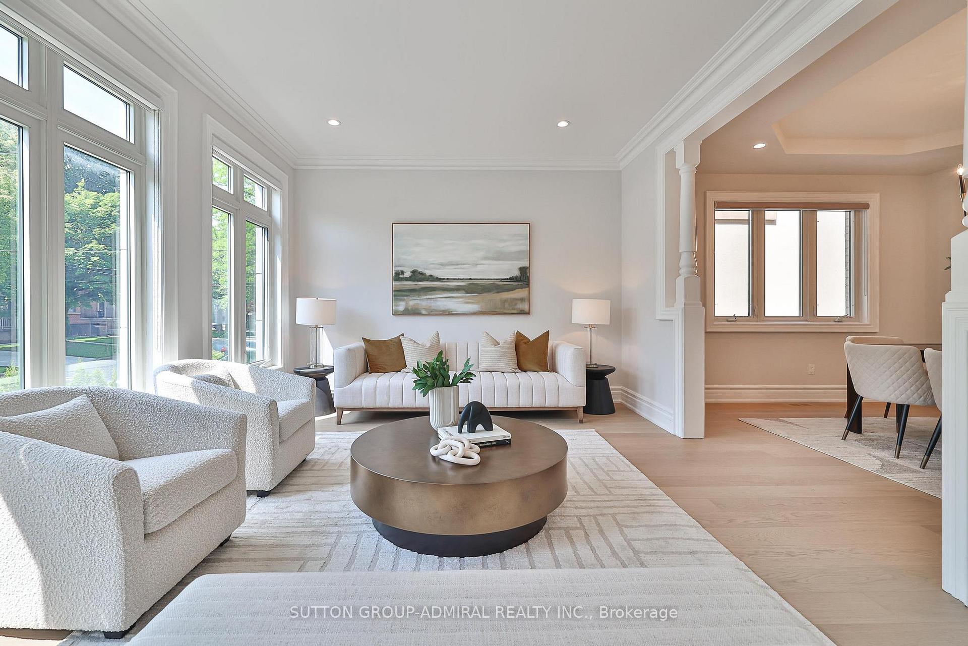 Photo 5 of 528 Douglas Avenue, Toronto, Bedford Park-Nortown — HOMEH