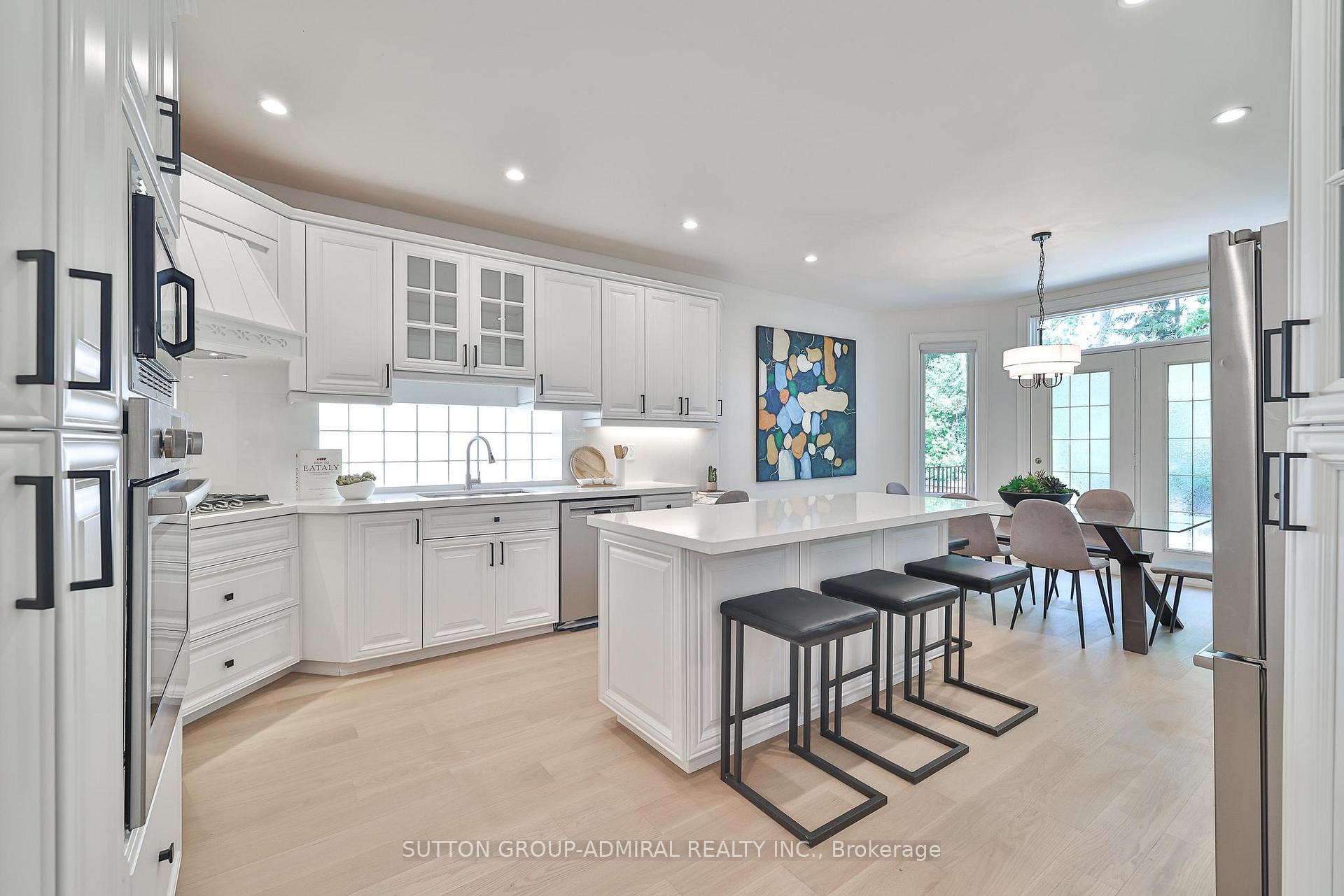 Photo 9 of 528 Douglas Avenue, Toronto, Bedford Park-Nortown — HOMEH