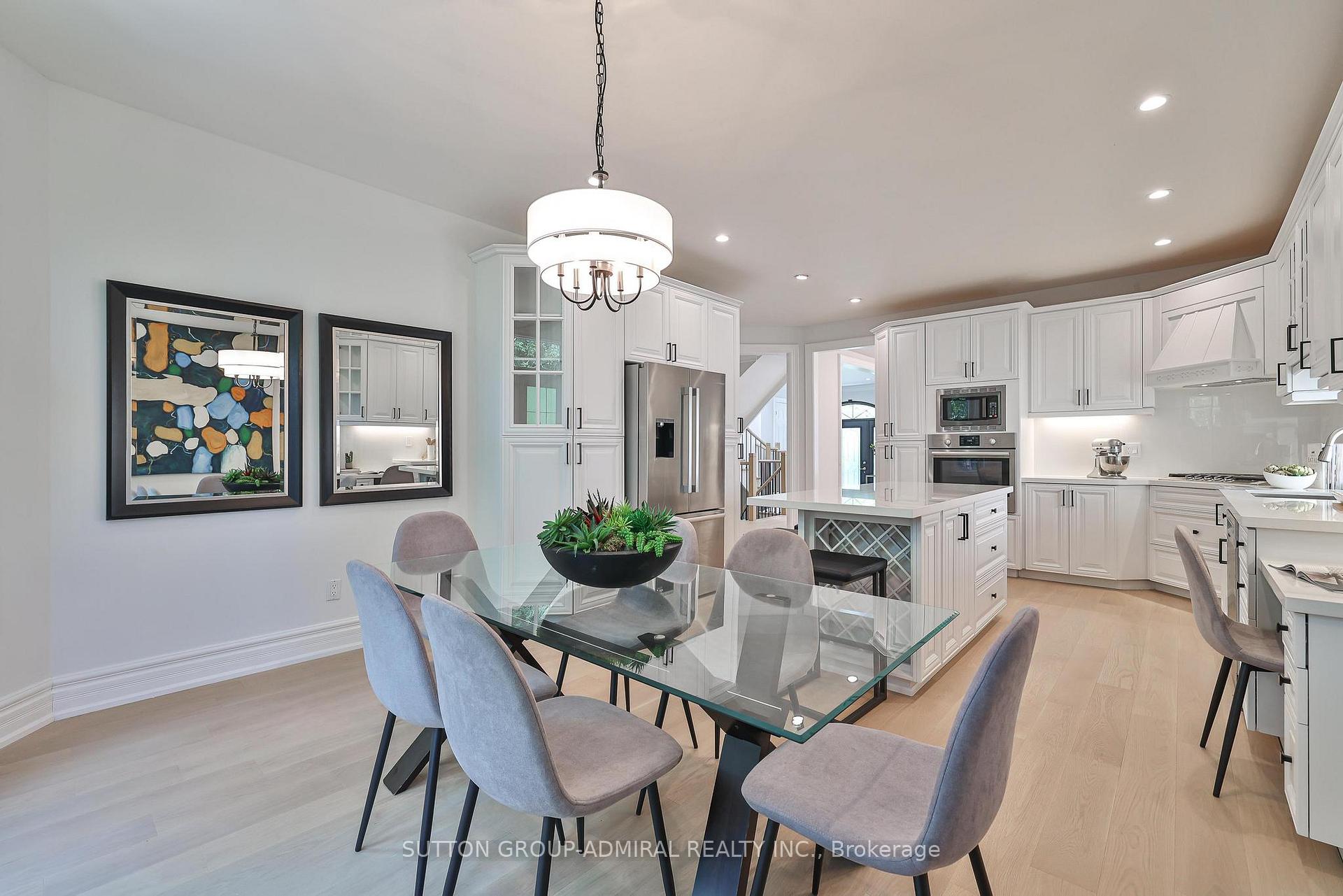 Photo 11 of 528 Douglas Avenue, Toronto, Bedford Park-Nortown — HOMEH