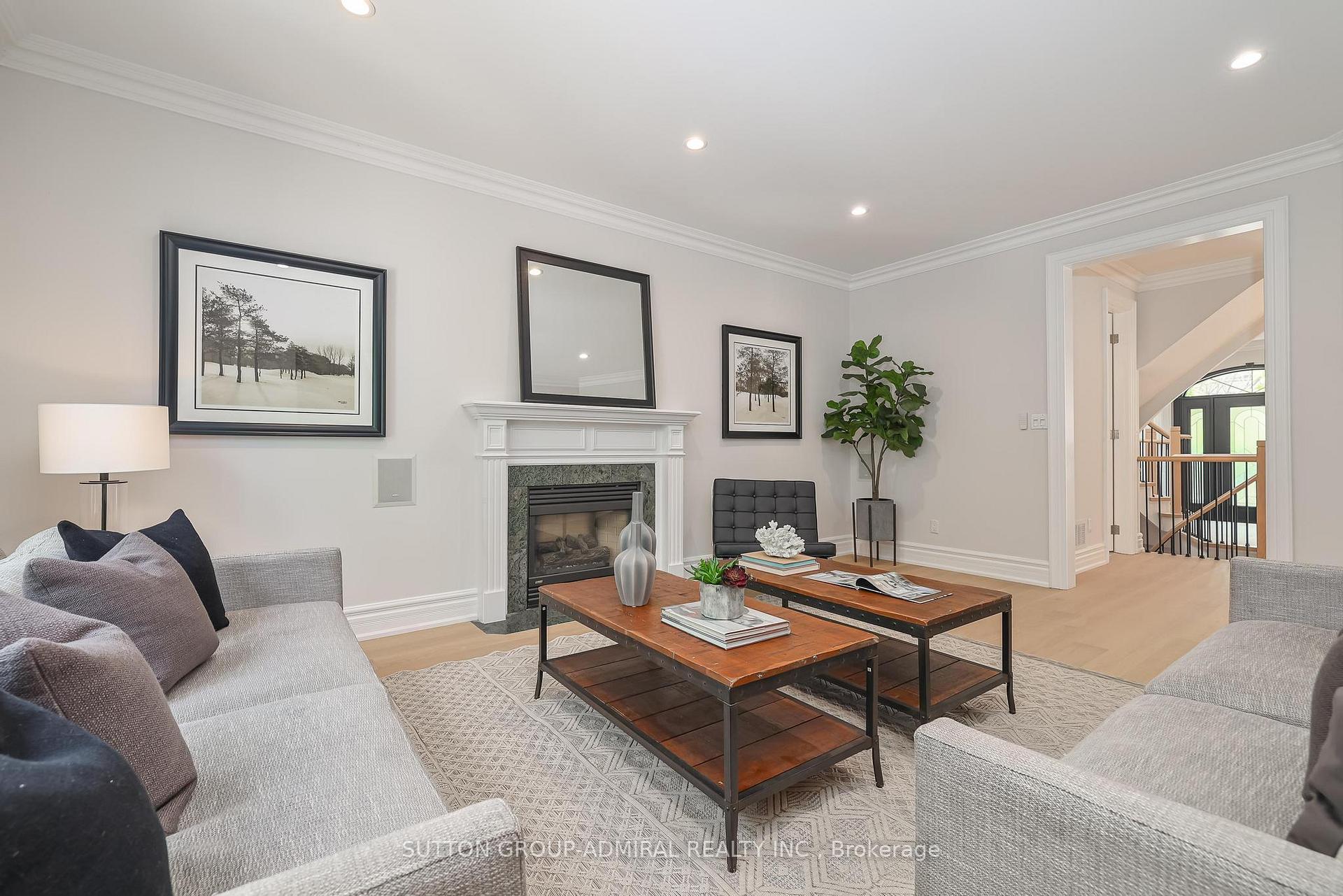Photo 15 of 528 Douglas Avenue, Toronto, Bedford Park-Nortown — HOMEH