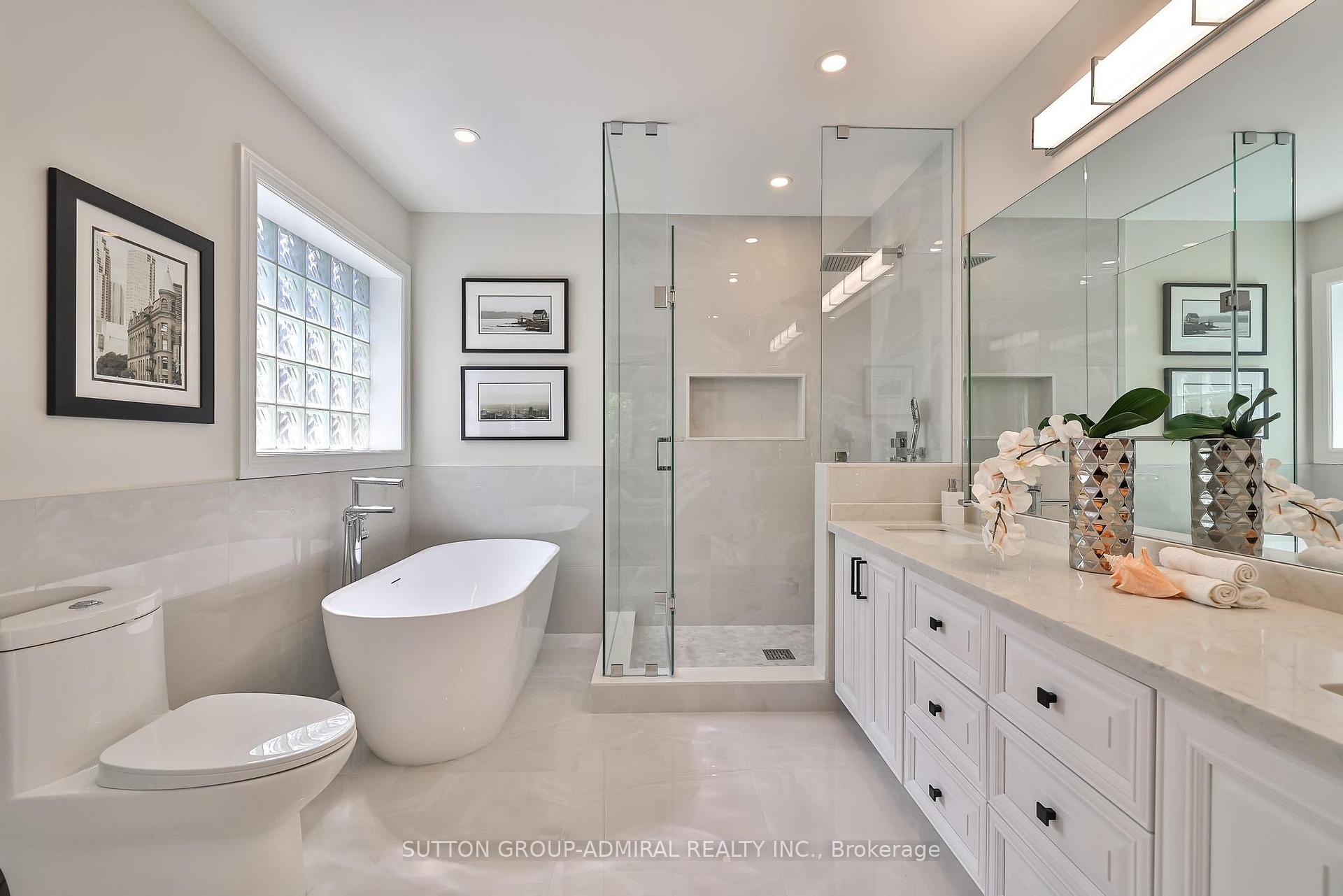 Photo 21 of 528 Douglas Avenue, Toronto, Bedford Park-Nortown — HOMEH