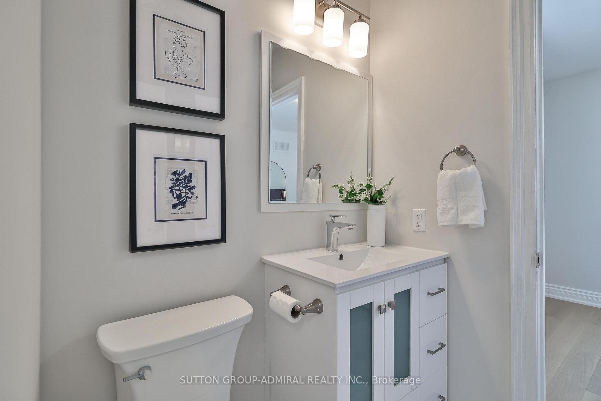 Photo 25 of 528 Douglas Avenue, Toronto, Bedford Park-Nortown — HOMEH
