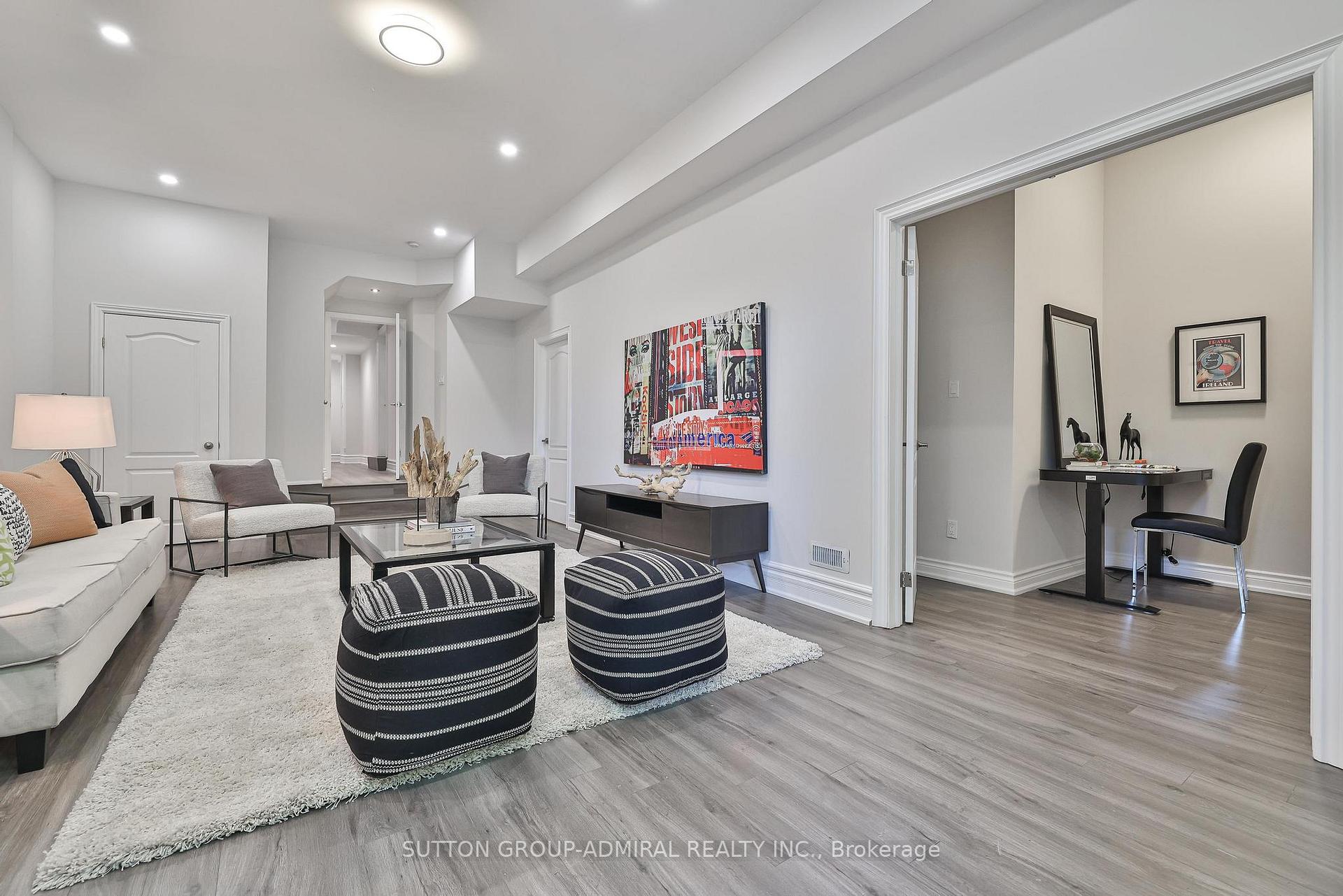 Photo 32 of 528 Douglas Avenue, Toronto, Bedford Park-Nortown — HOMEH