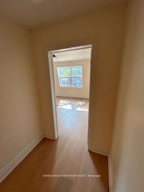 Photo 33 of Unit Upper, 163 Hampton Avenue, Toronto, North Riverdale — HOMEH