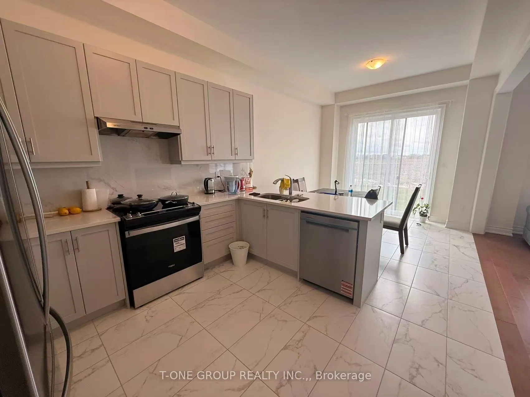 Photo 6 of 196 Leslie Richards Street, Markham, Rural Markham — HOMEH
