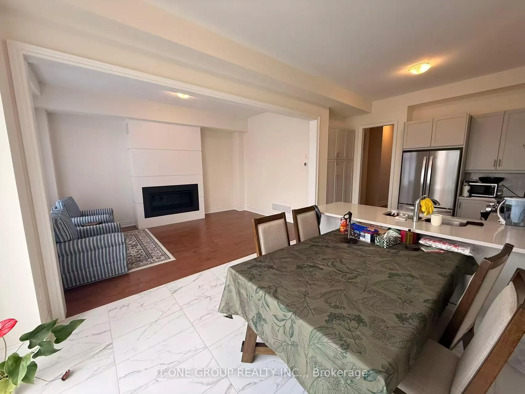 Photo 7 of 196 Leslie Richards Street, Markham, Rural Markham — HOMEH