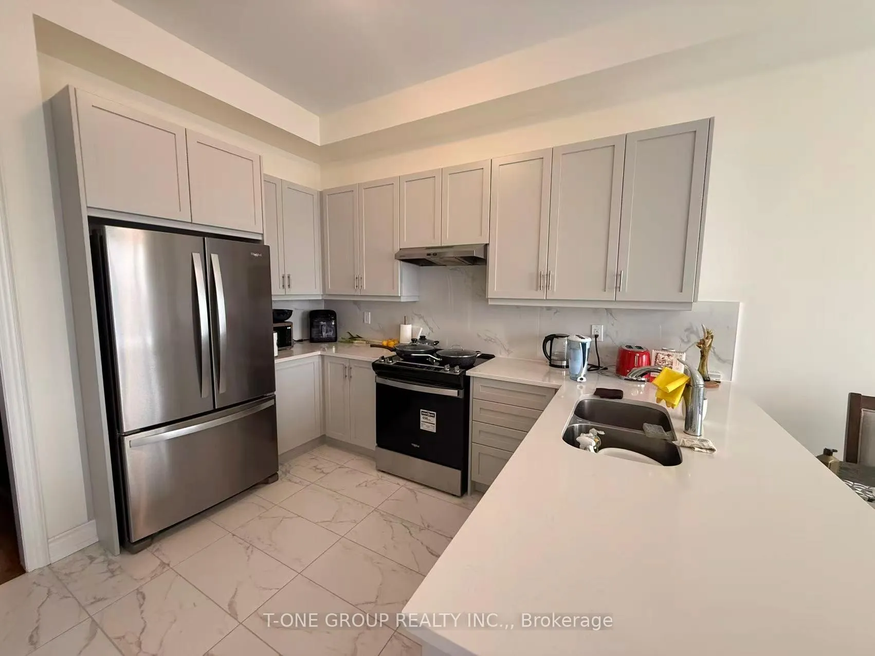 Photo 8 of 196 Leslie Richards Street, Markham, Rural Markham — HOMEH