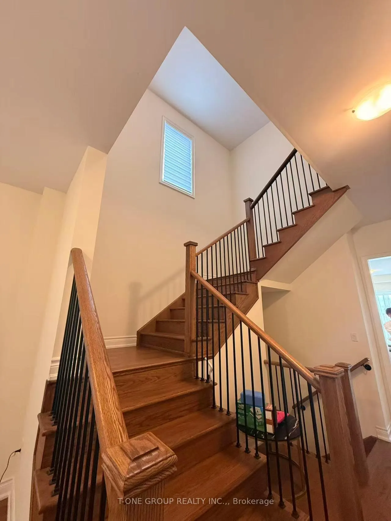 Photo 11 of 196 Leslie Richards Street, Markham, Rural Markham — HOMEH