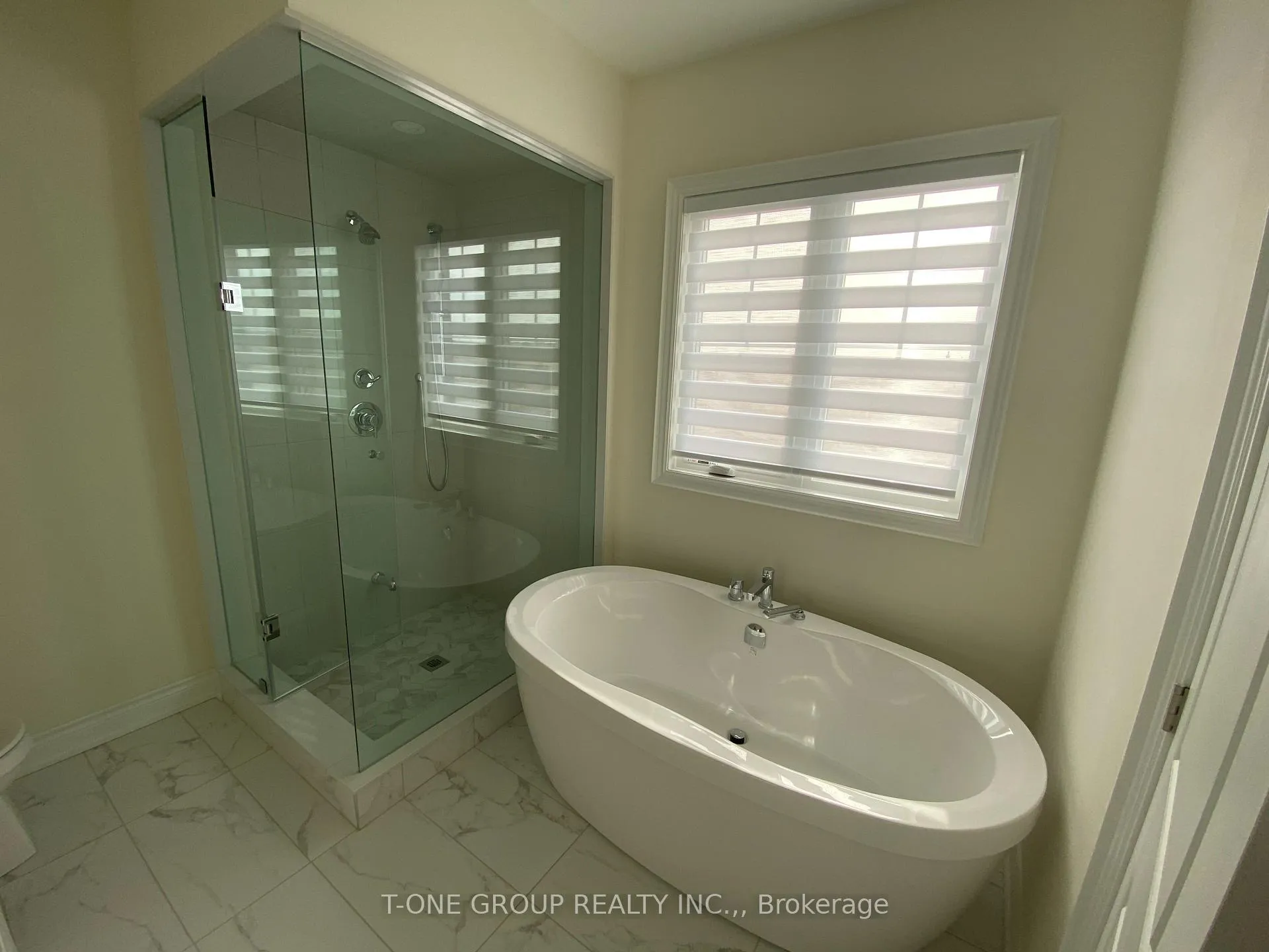 Photo 14 of 196 Leslie Richards Street, Markham, Rural Markham — HOMEH