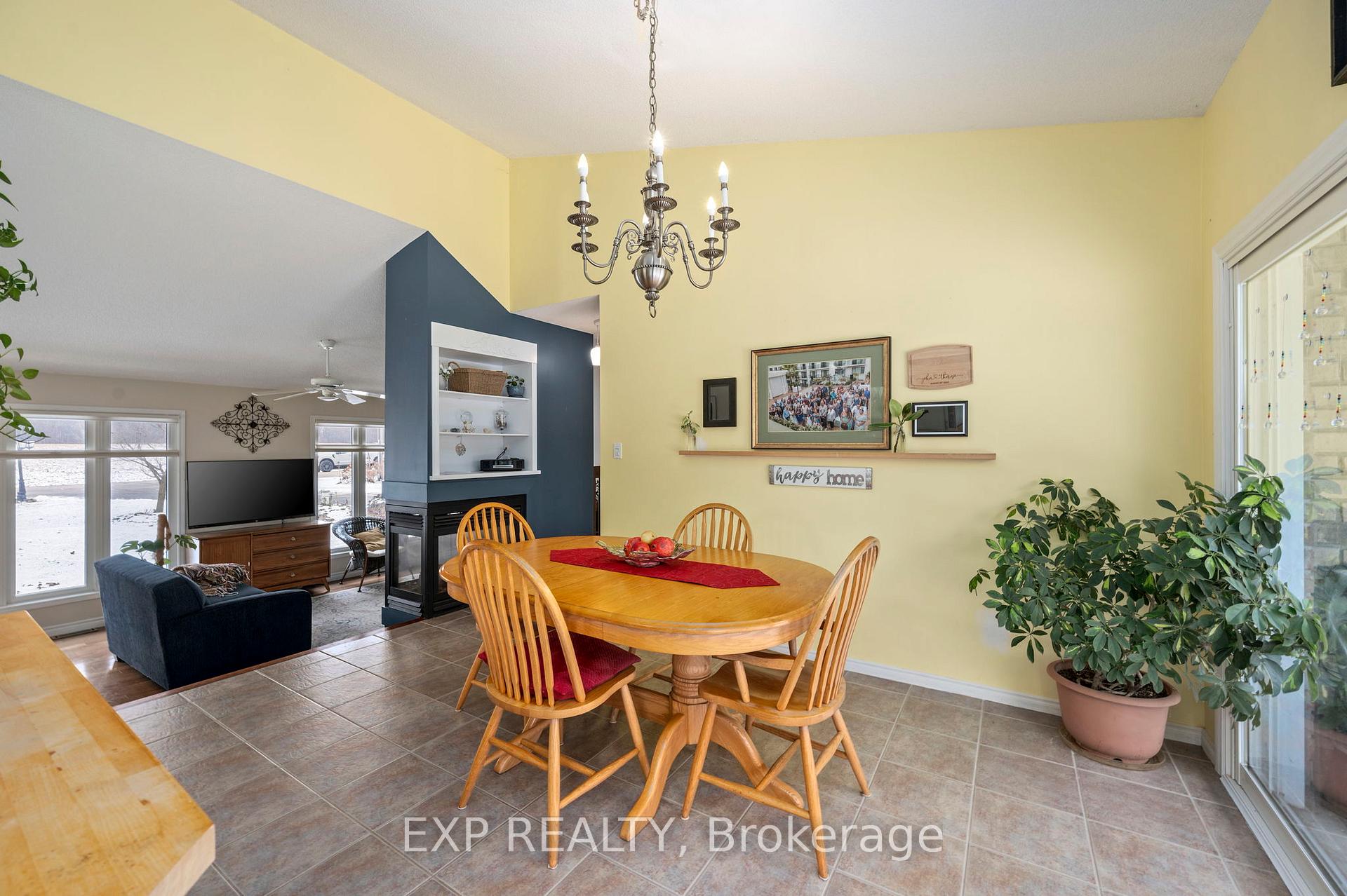 Photo 7 of 8250 Irish Drive, Strathroy-Caradoc, Rural Strathroy-Caradoc — HOMEH