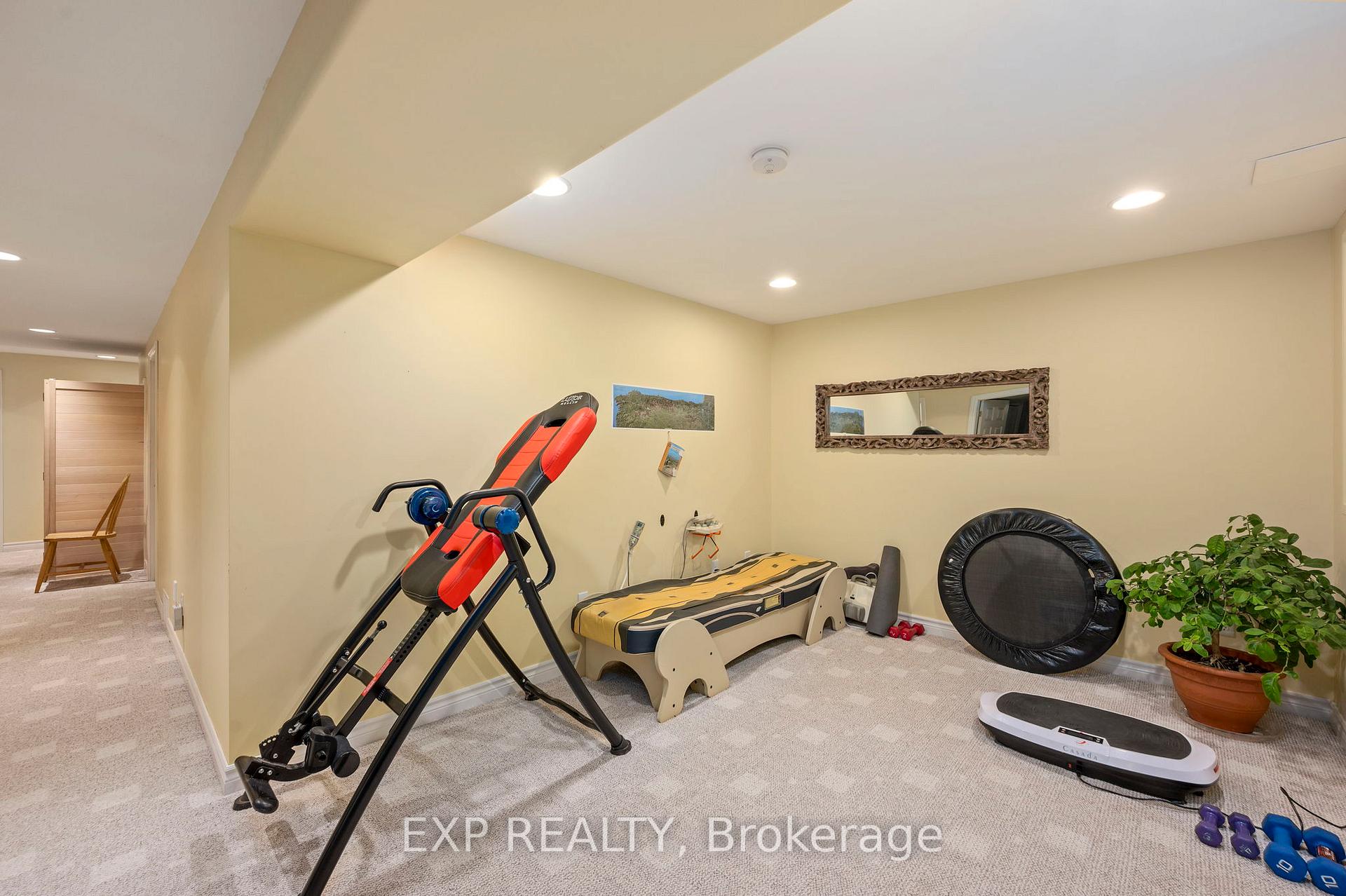 Photo 21 of 8250 Irish Drive, Strathroy-Caradoc, Rural Strathroy-Caradoc — HOMEH