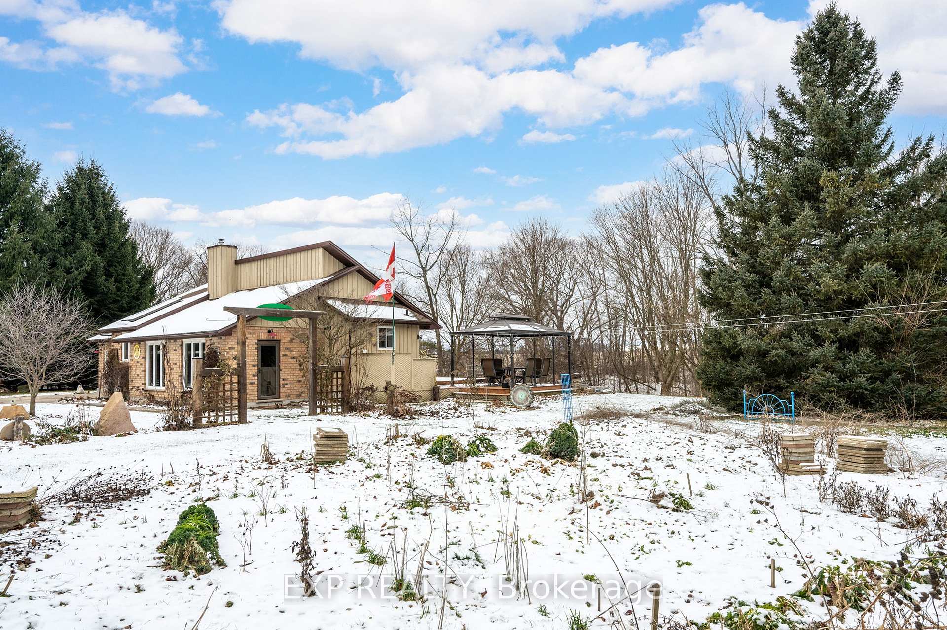 Photo 22 of 8250 Irish Drive, Strathroy-Caradoc, Rural Strathroy-Caradoc — HOMEH